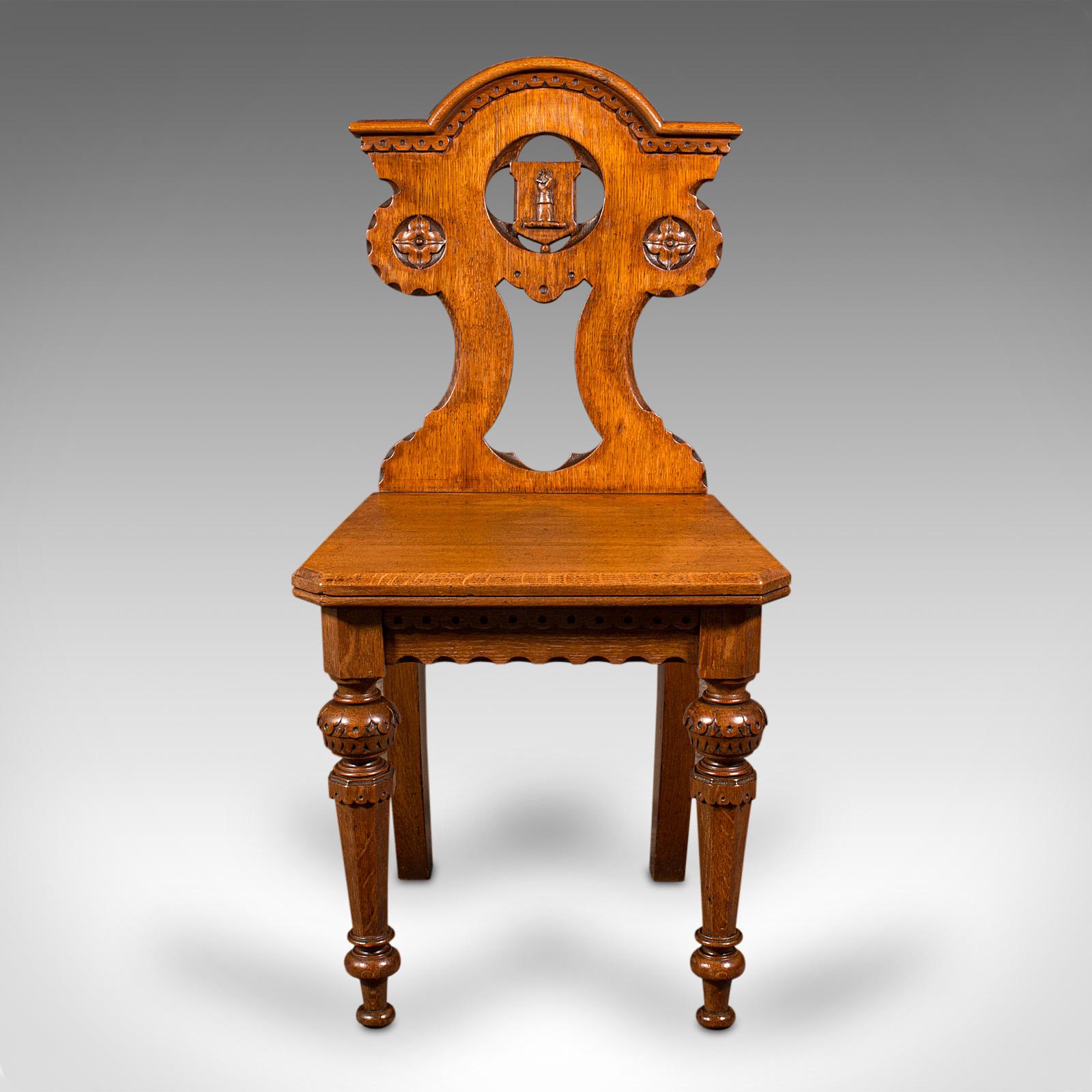 Écossais Paire de chaises d'entrée anciennes, écossaises, chêne, assise, style Arts & Crafts, victorien en vente
