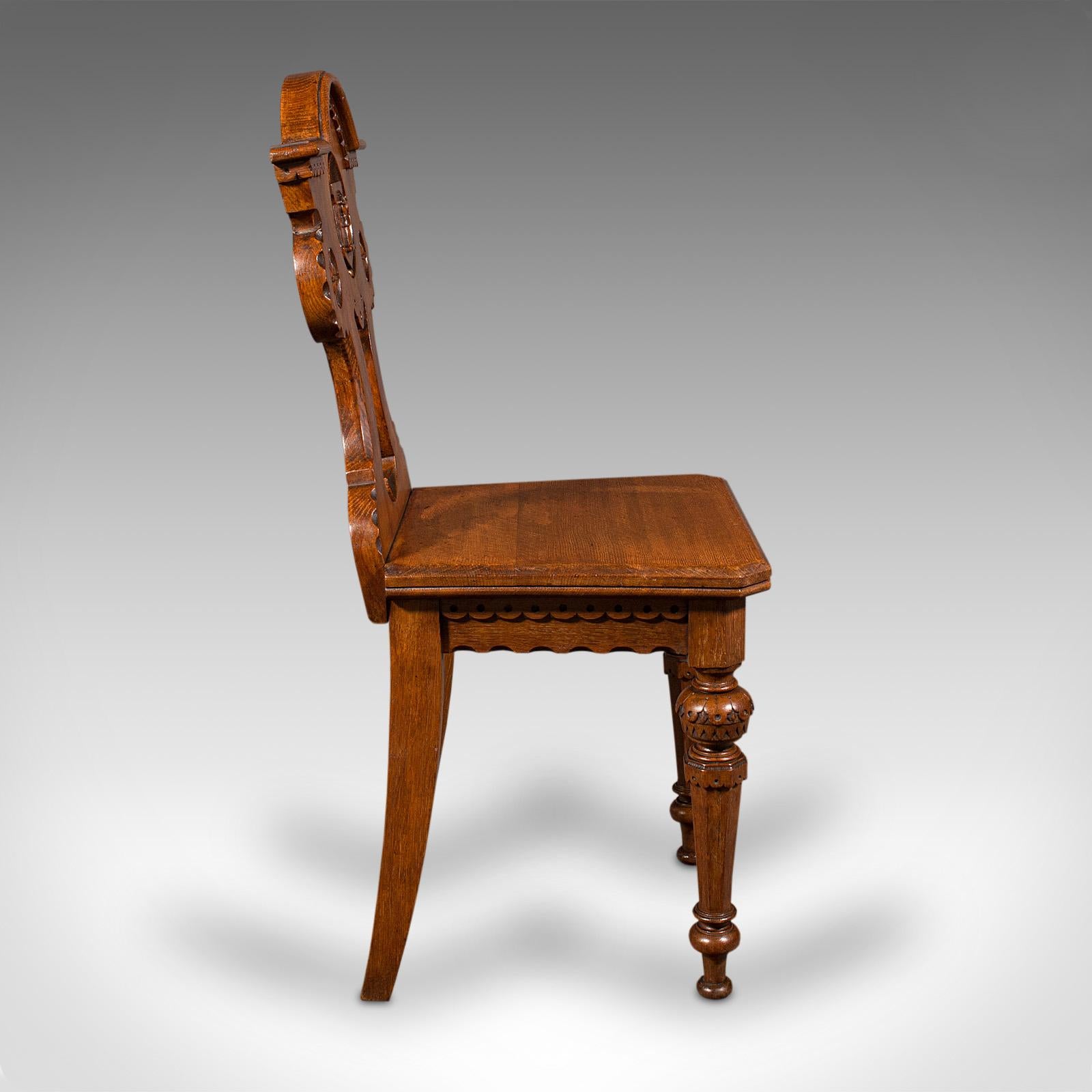 Paire de chaises d'entrée anciennes, écossaises, chêne, assise, style Arts & Crafts, victorien Bon état - En vente à Hele, Devon, GB