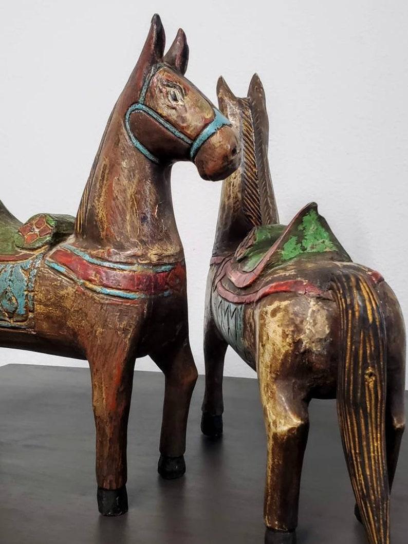 Pair of Antique Hand Carved Folk Art Horse Sculptures In Good Condition In Forney, TX