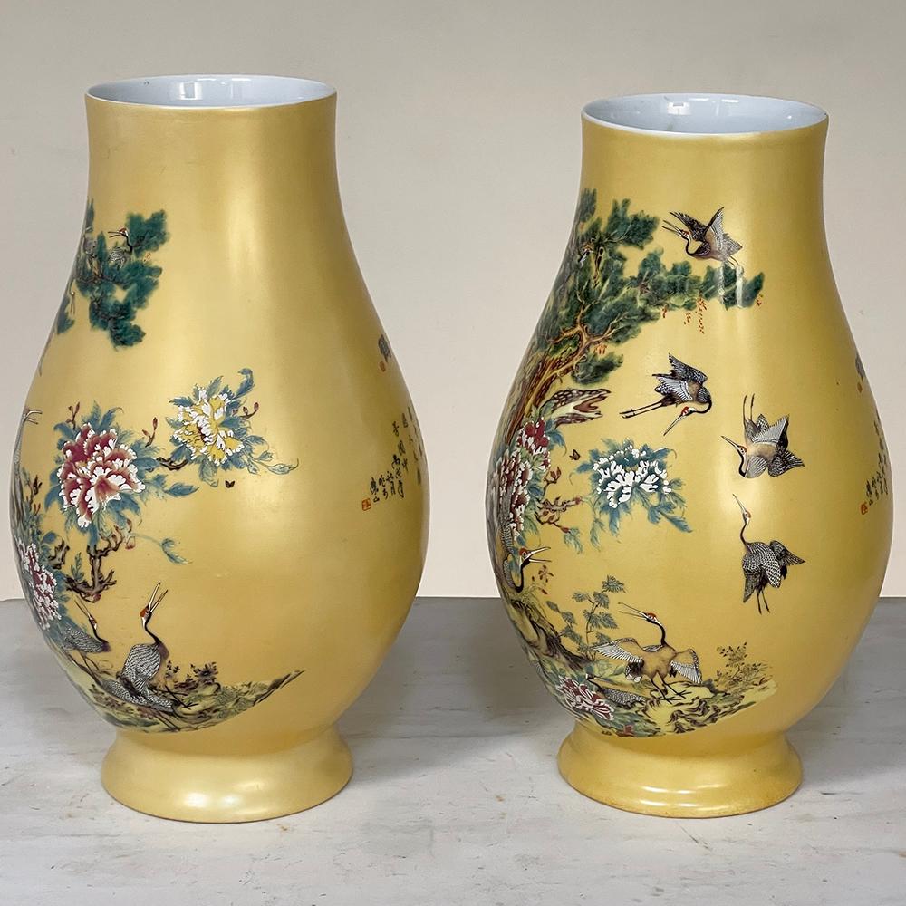 20th Century Pair of Antique Hand-Painted Chinese Vases