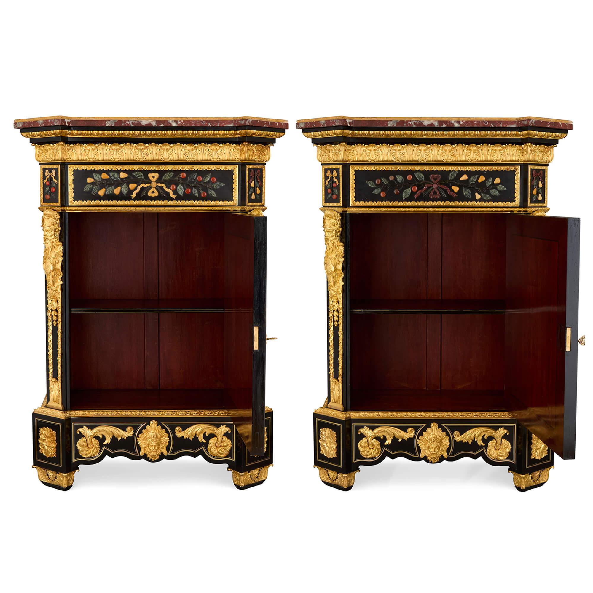 Ein Paar antike Schränke aus Hartstein und Ormolu von Béfort Jeune (Neoklassisch) im Angebot