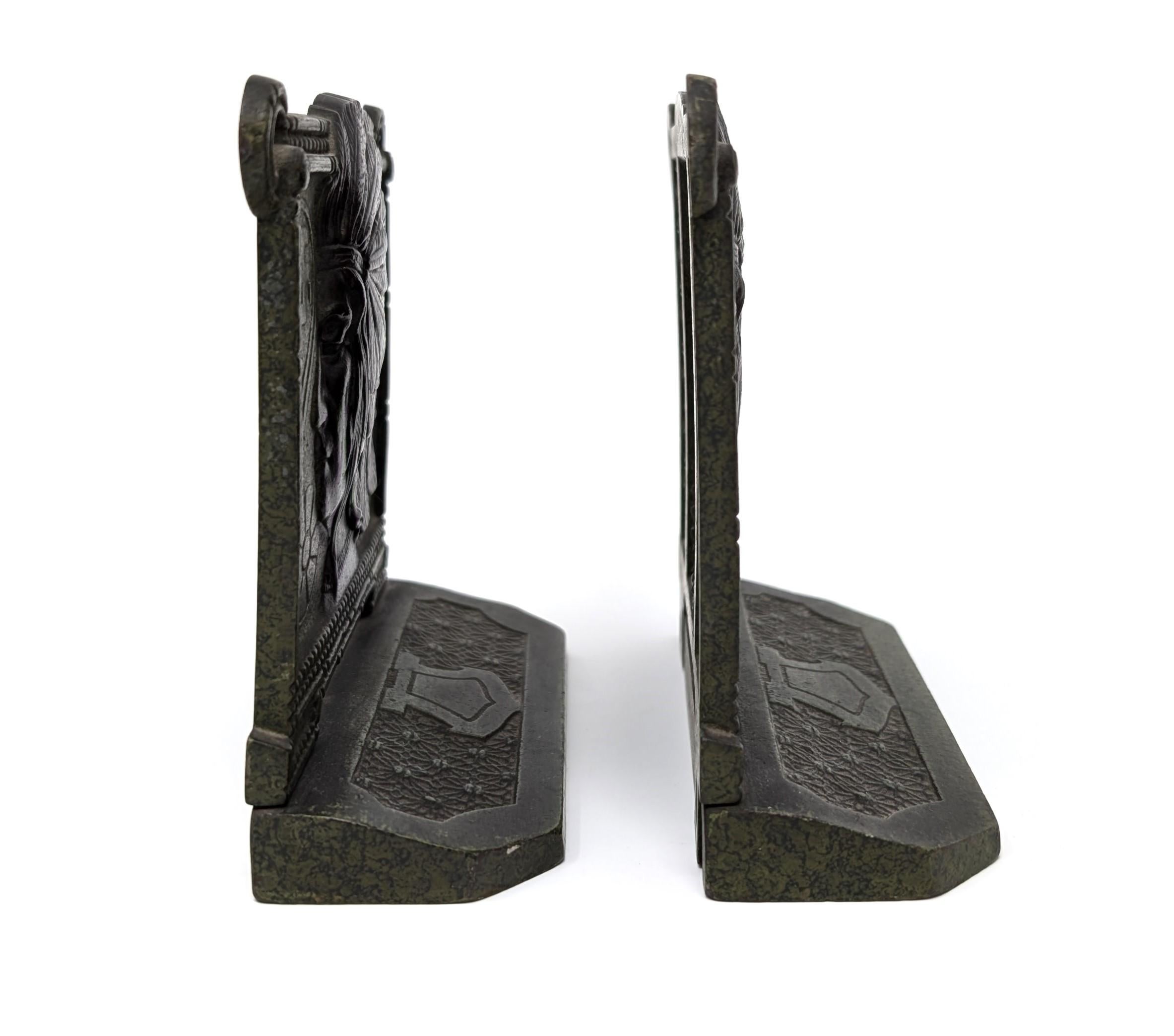 Pair of Antique H.L. Judd Co Cast Iron Bookends Native American Indian Chief For Sale 1