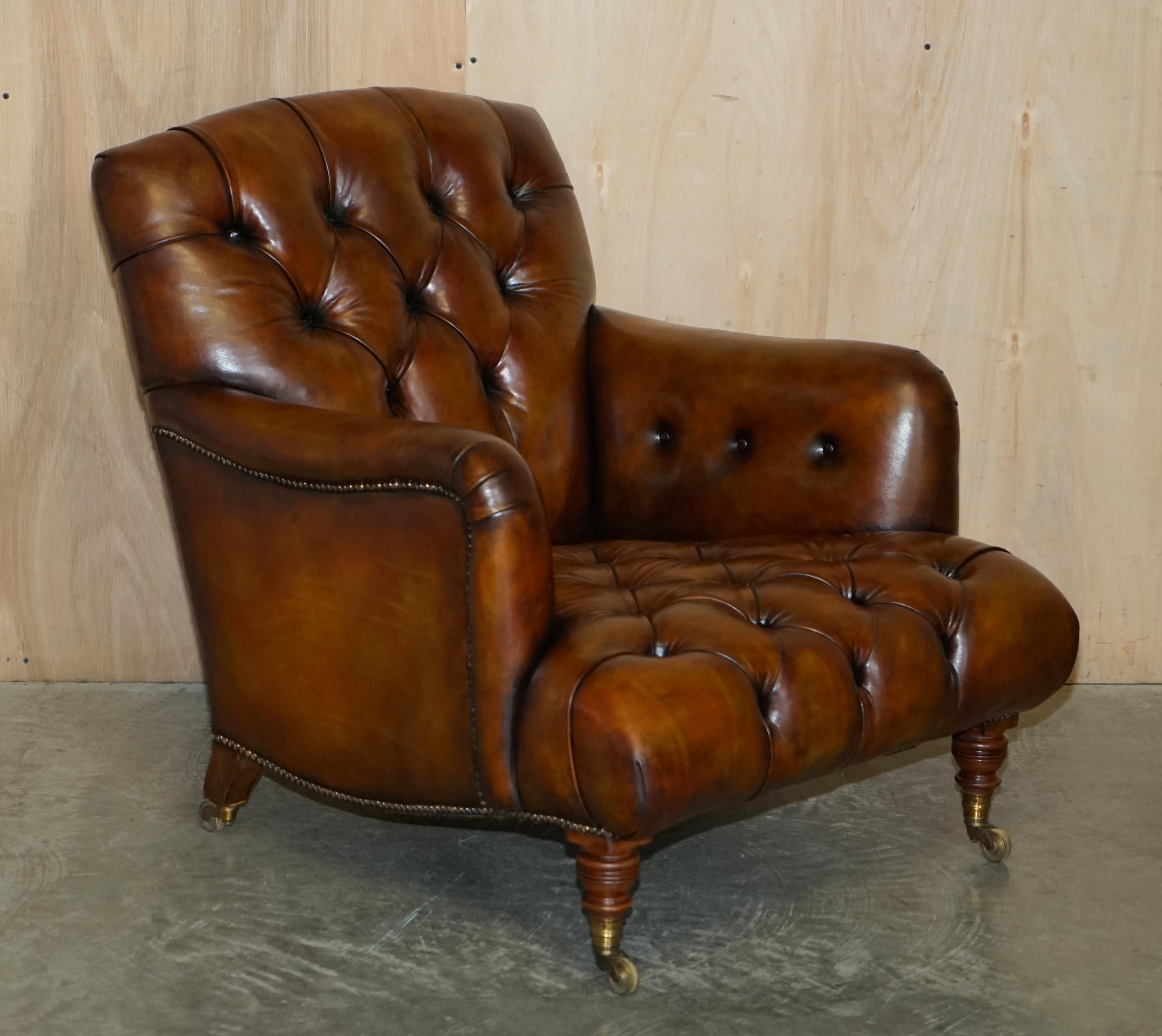 English Pair of Antique Howard & Son's Bridgewater Brown Leather Chesterfield Armchairs For Sale