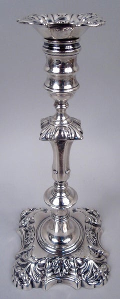 Coppia di antichi candelieri irlandesi georgiani in argento sterling