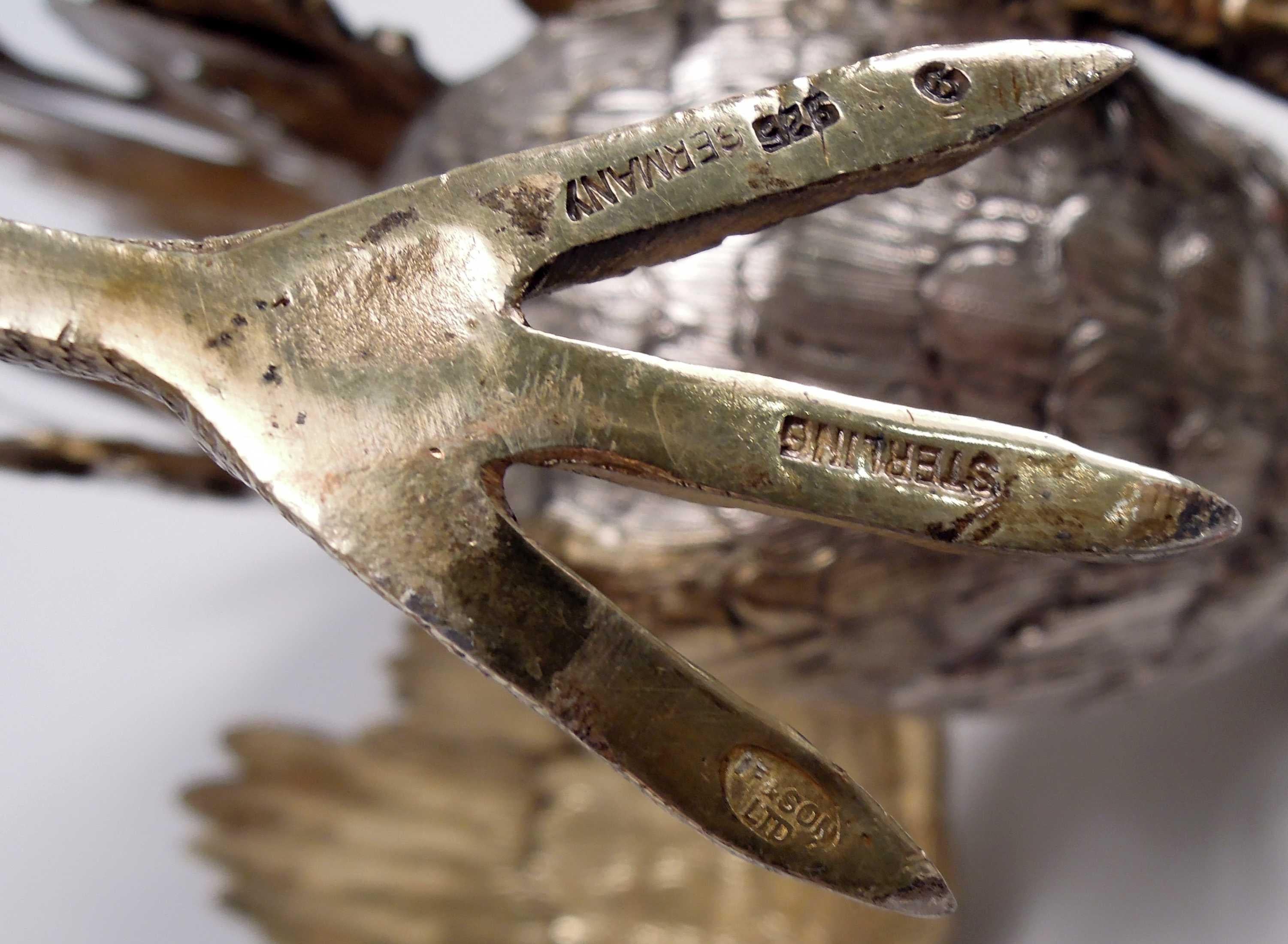 Paire d'anciens coqs en argent doré d'Israel Freeman German Parcel Silver en vente 4
