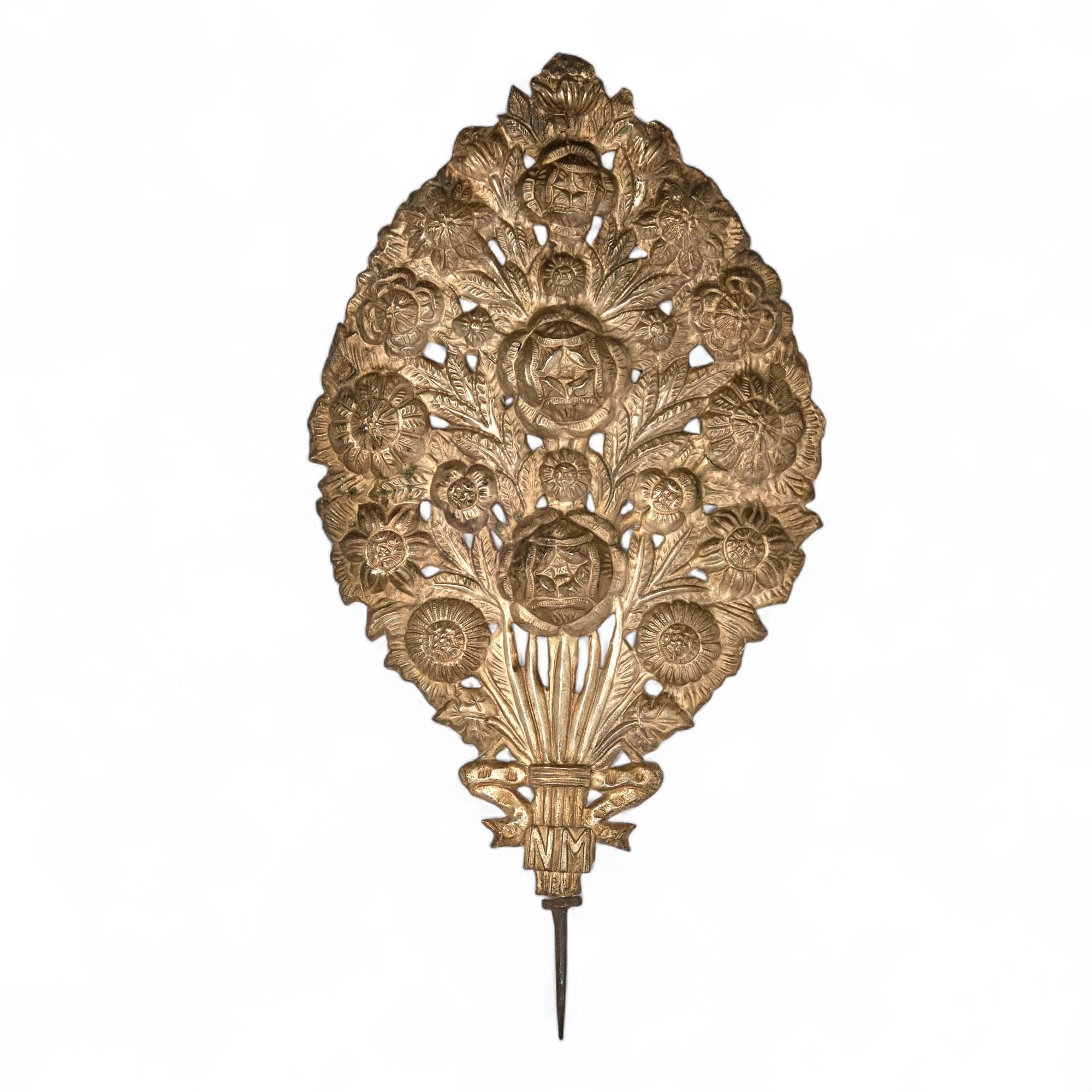 Pair of Antique Italian Brass Baroque Style Candle Reflectors For Sale 2