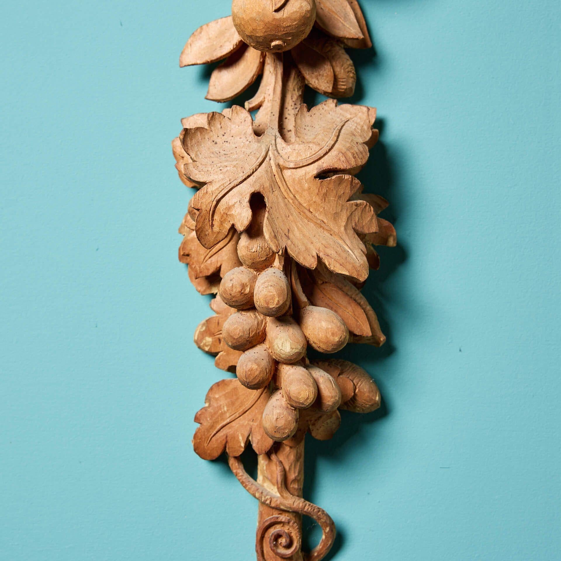 Pair of Antique Italian Carved Pine Wall Hangings In Fair Condition For Sale In Wormelow, Herefordshire