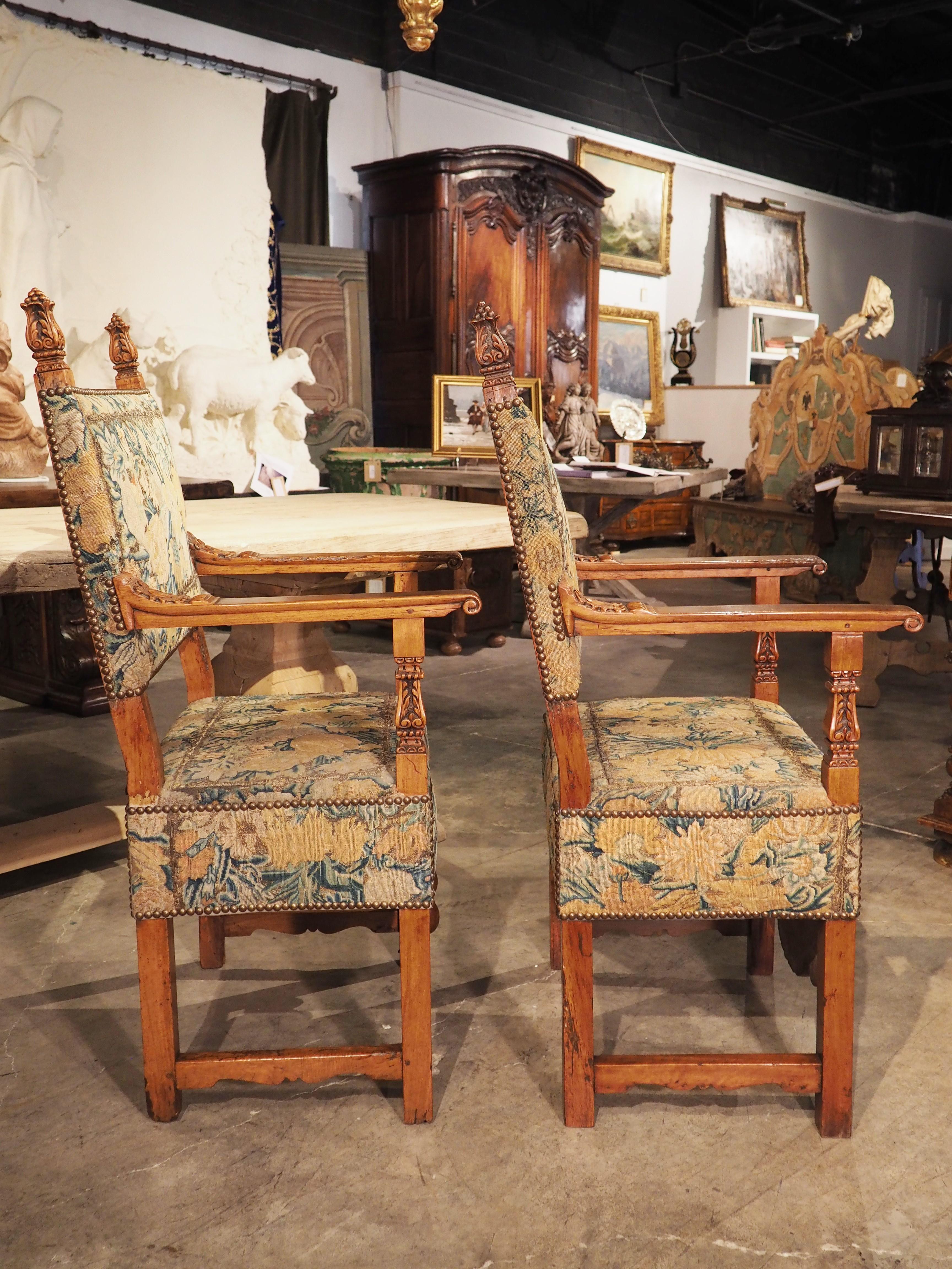 Pair of Antique Italian Carved Walnut Armchairs with Needlepoint Upholstery For Sale 9