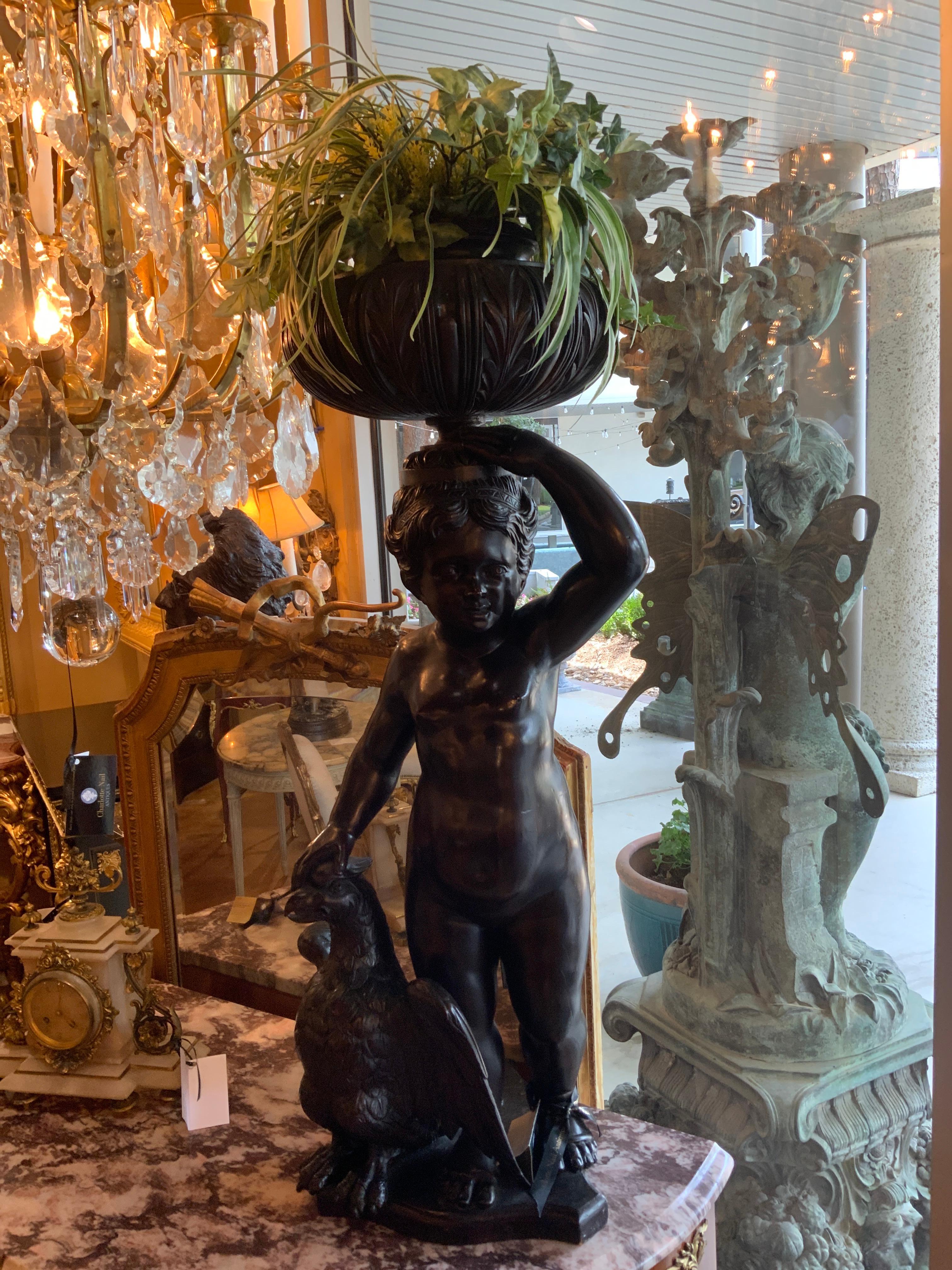 Pareja de Figuras/ Jardineras antiguas italianas talladas en madera ebonizada en venta 3