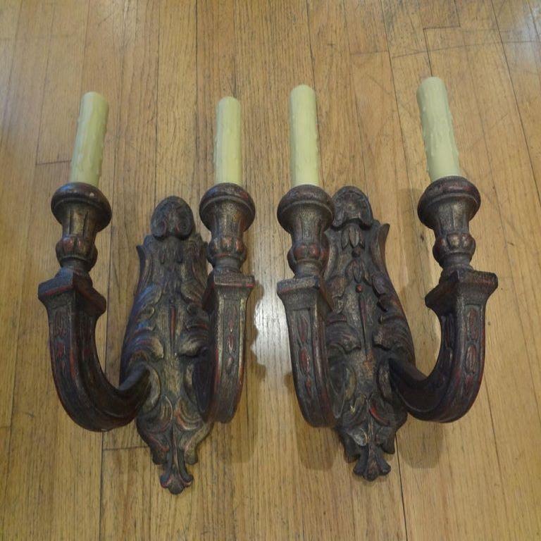 Pair of Antique Italian Giltwood Sconces For Sale 13