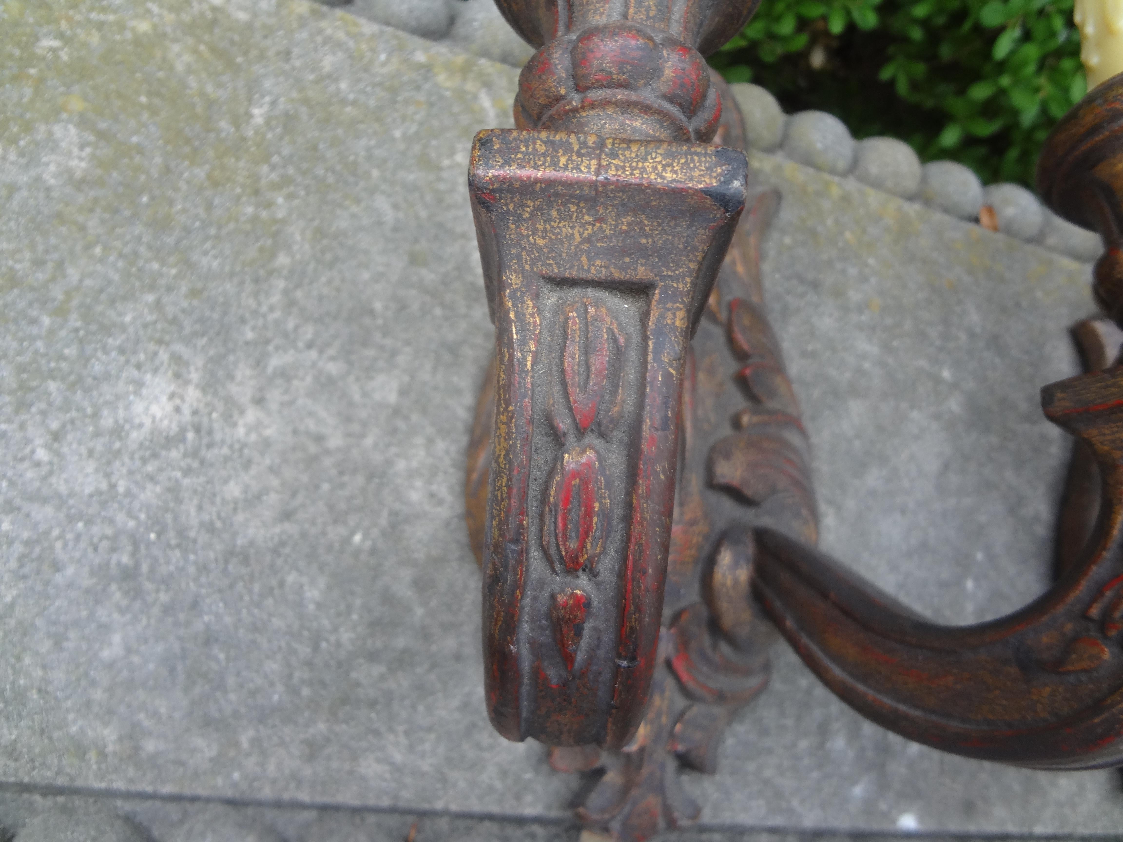 Pair of Antique Italian Giltwood Sconces In Good Condition For Sale In Houston, TX