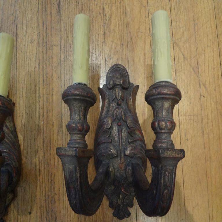 Pair of Antique Italian Giltwood Sconces For Sale 8