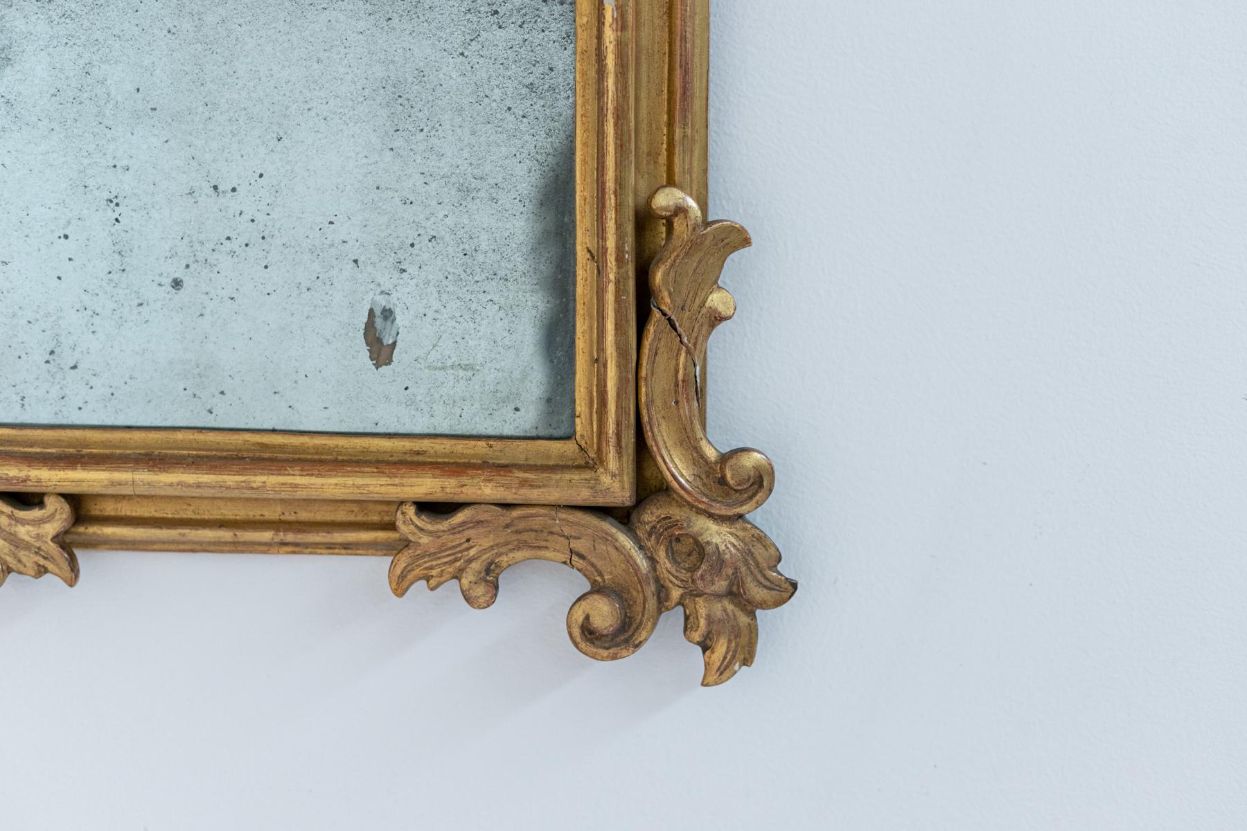 Baroque Pair of Antique Italian Mirrors in Gilded Wood