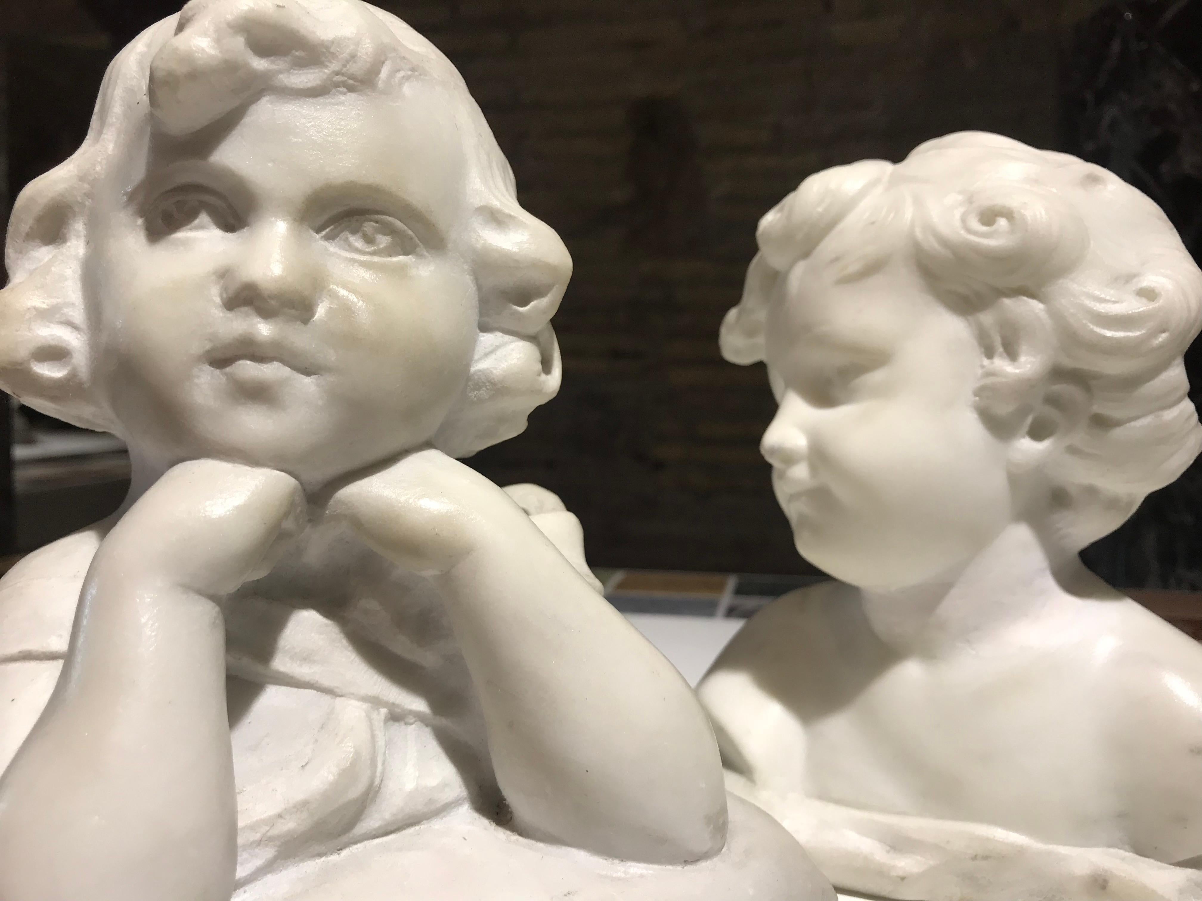 A very beautiful pair of sculpture of cherub, carved in white statuary marble. The quality of the carving and the care of the expression advise that these two pieces were made by a very able sculptor. Must be noted that 5these two sculptures are