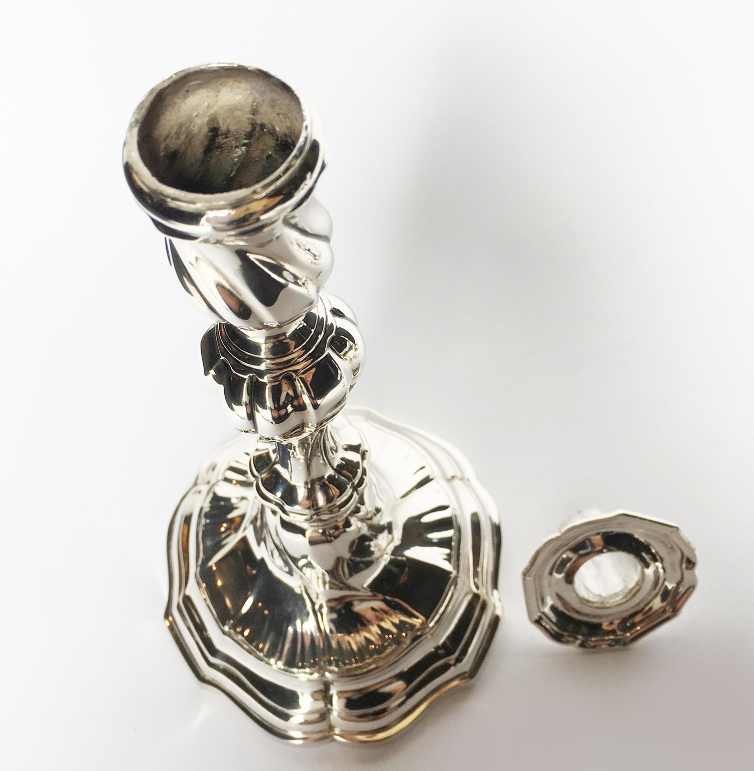 Pair of Antique Italian Sterling Silver Candlesticks/Candleholders, circa 1770 In Good Condition In Milano, IT