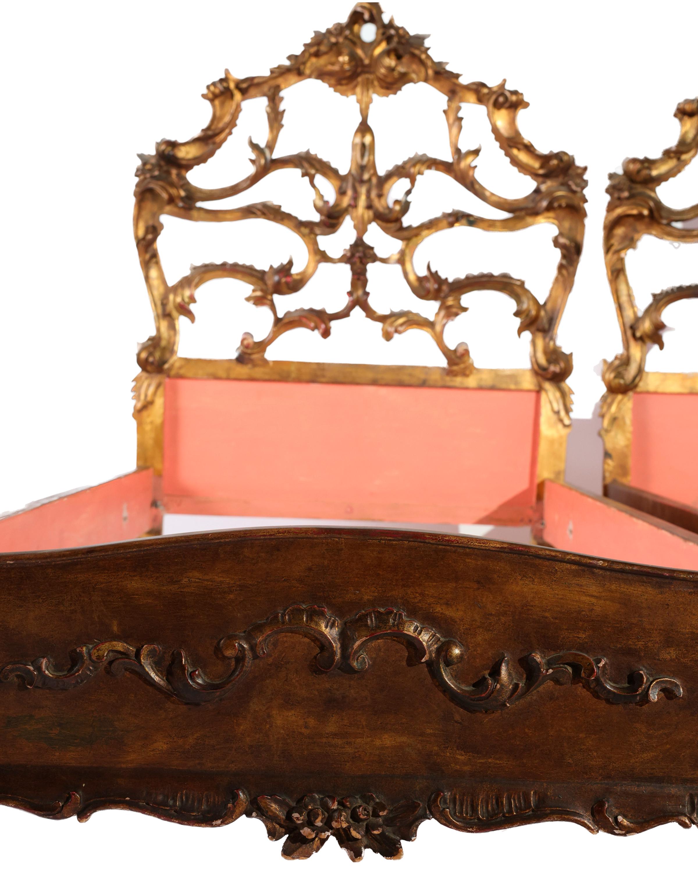 18th Century and Earlier Pair of Antique Italian Twin Giltwood Beds For Sale