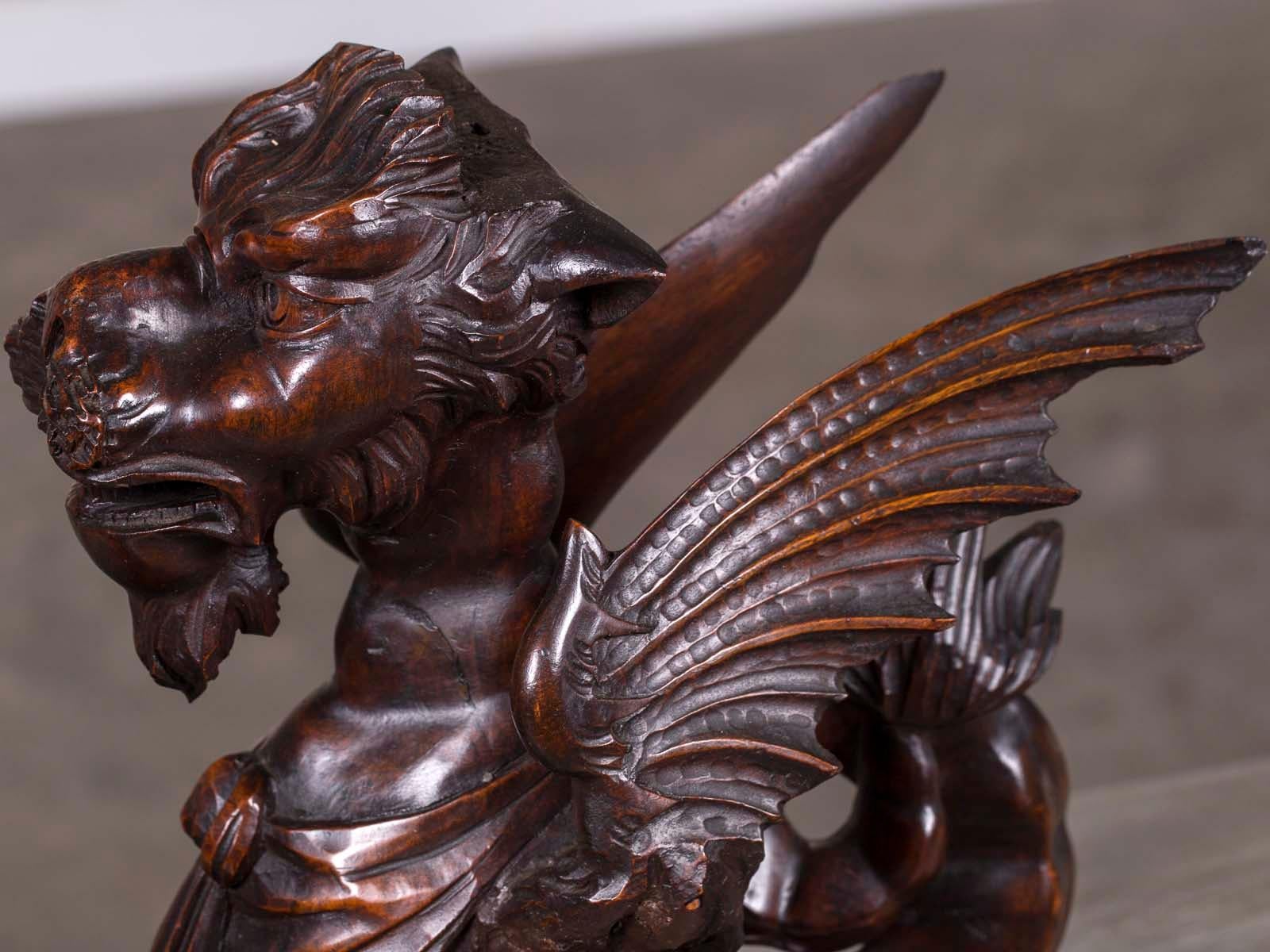 Hand-Carved Pair of Antique Italian Walnut Hand Carved Winged Gryphons, Italy, circa 1780 For Sale