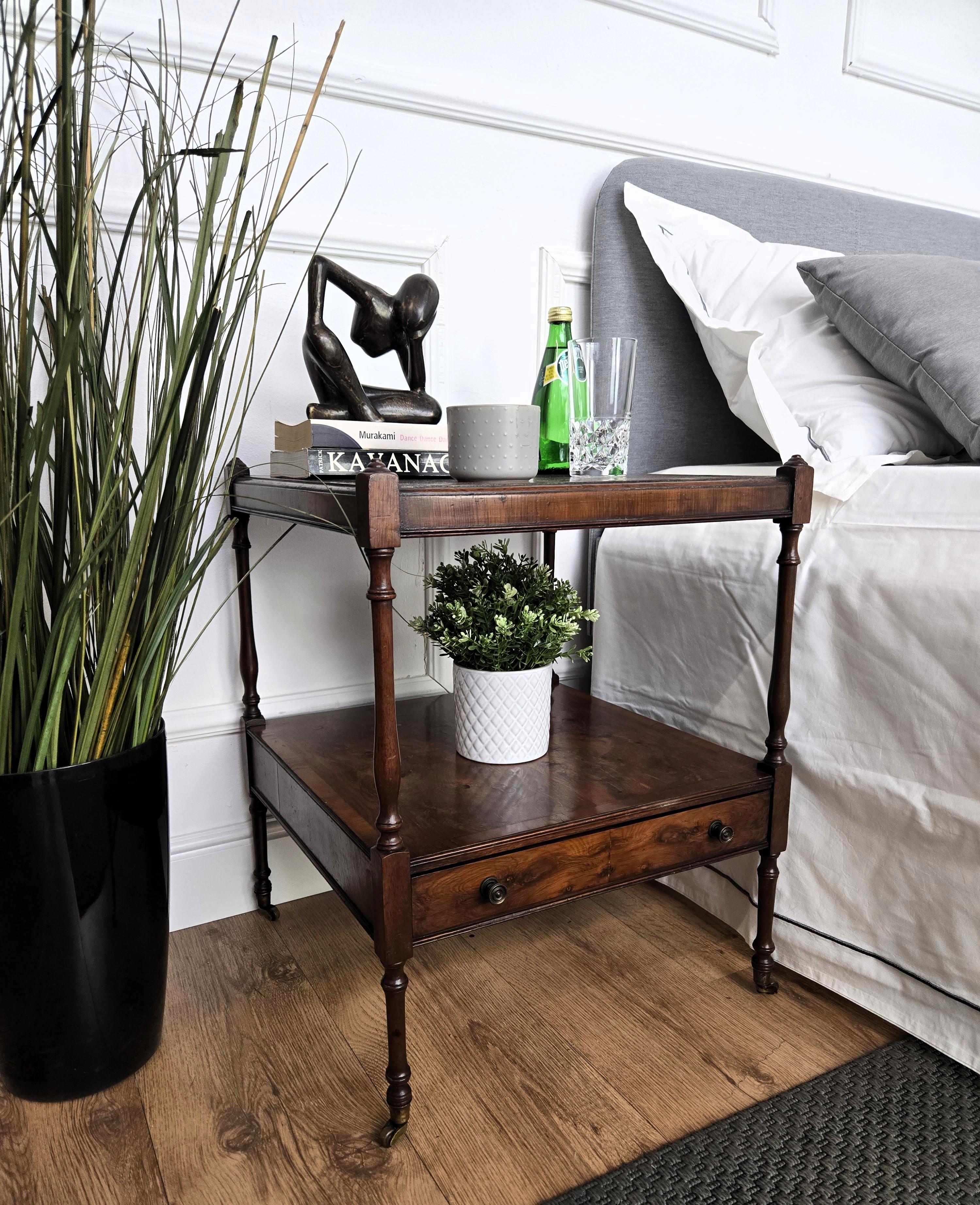 Belle Époque Pair of Antique Italian Wood Night Stands Bed or Side Tables For Sale