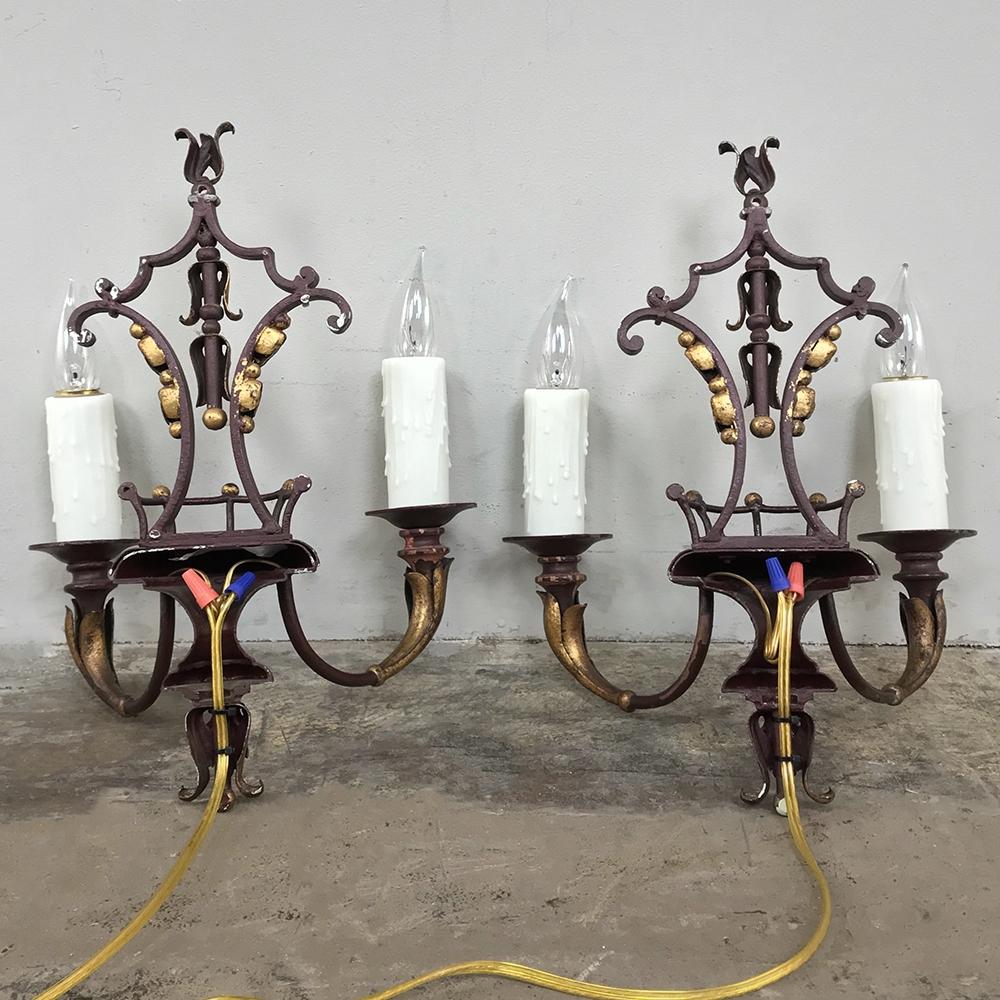 Pair of Antique Italian Wrought Iron and Painted Wood Sconces For Sale 13