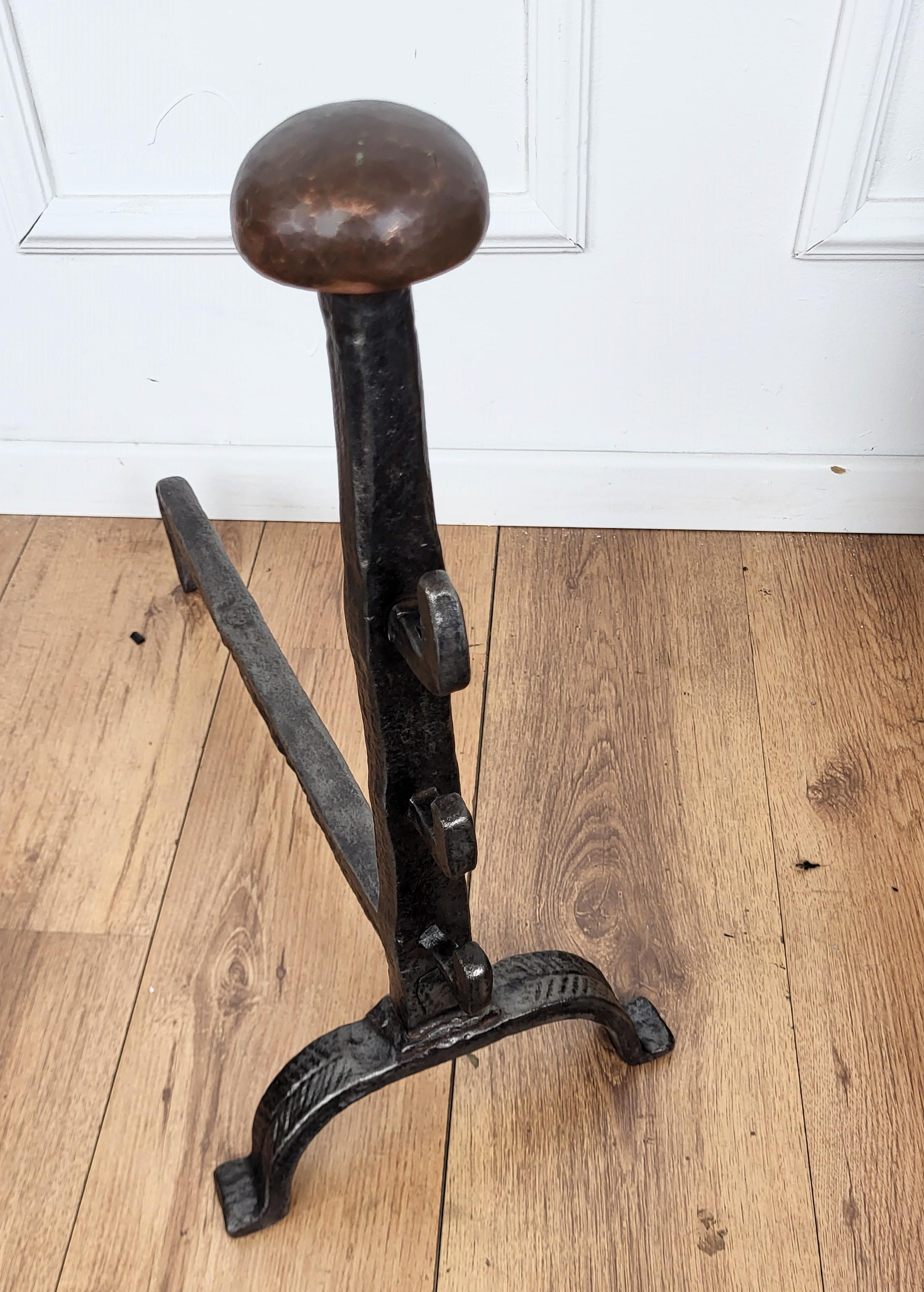 Pair of Antique Italian Wrought Iron Andirons Fireplace Log Holder In Good Condition For Sale In Carimate, Como