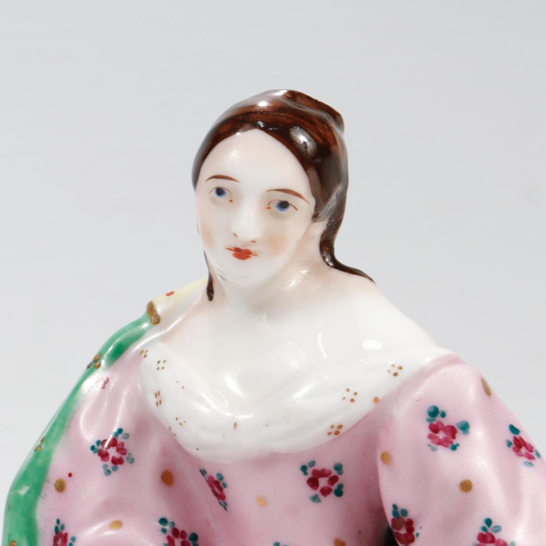 XIXe siècle Paire de flacons de parfum figuratifs en porcelaine française de type Jacob Petit en vente