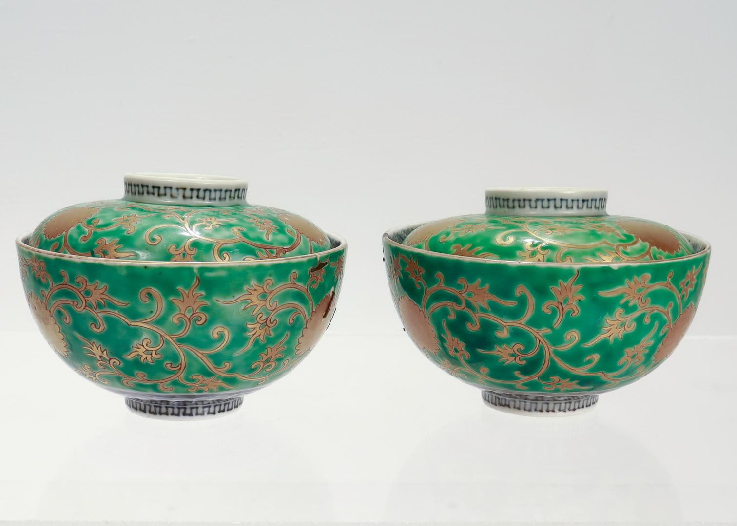 Pareja de Arroceras y Tapas Antiguas de Porcelana Imari Arita Japonesa/China Dorada en venta 1
