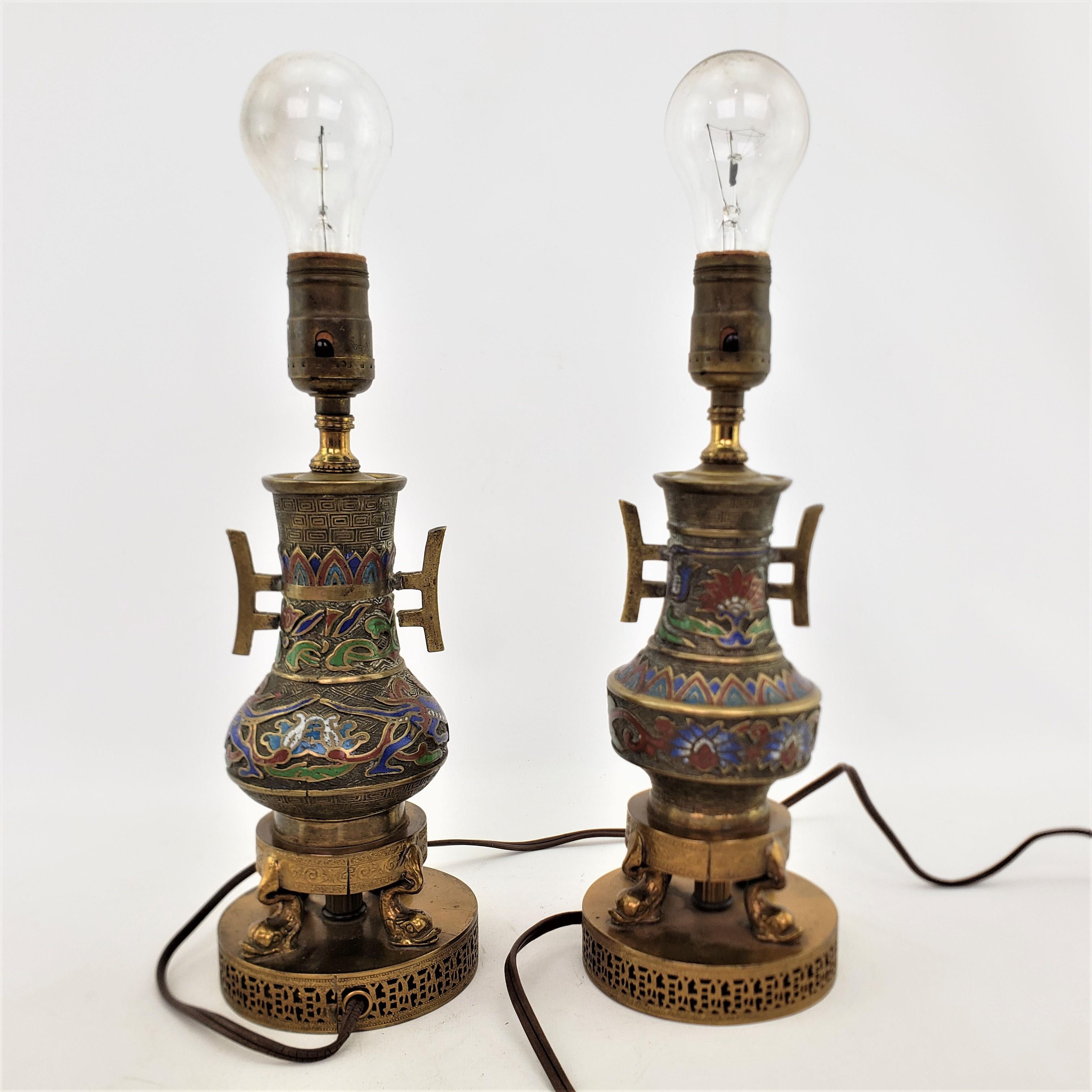 Cloissoné Pair of Antique Japanese Cloisonne Accent or Boudoir Table Lamps For Sale