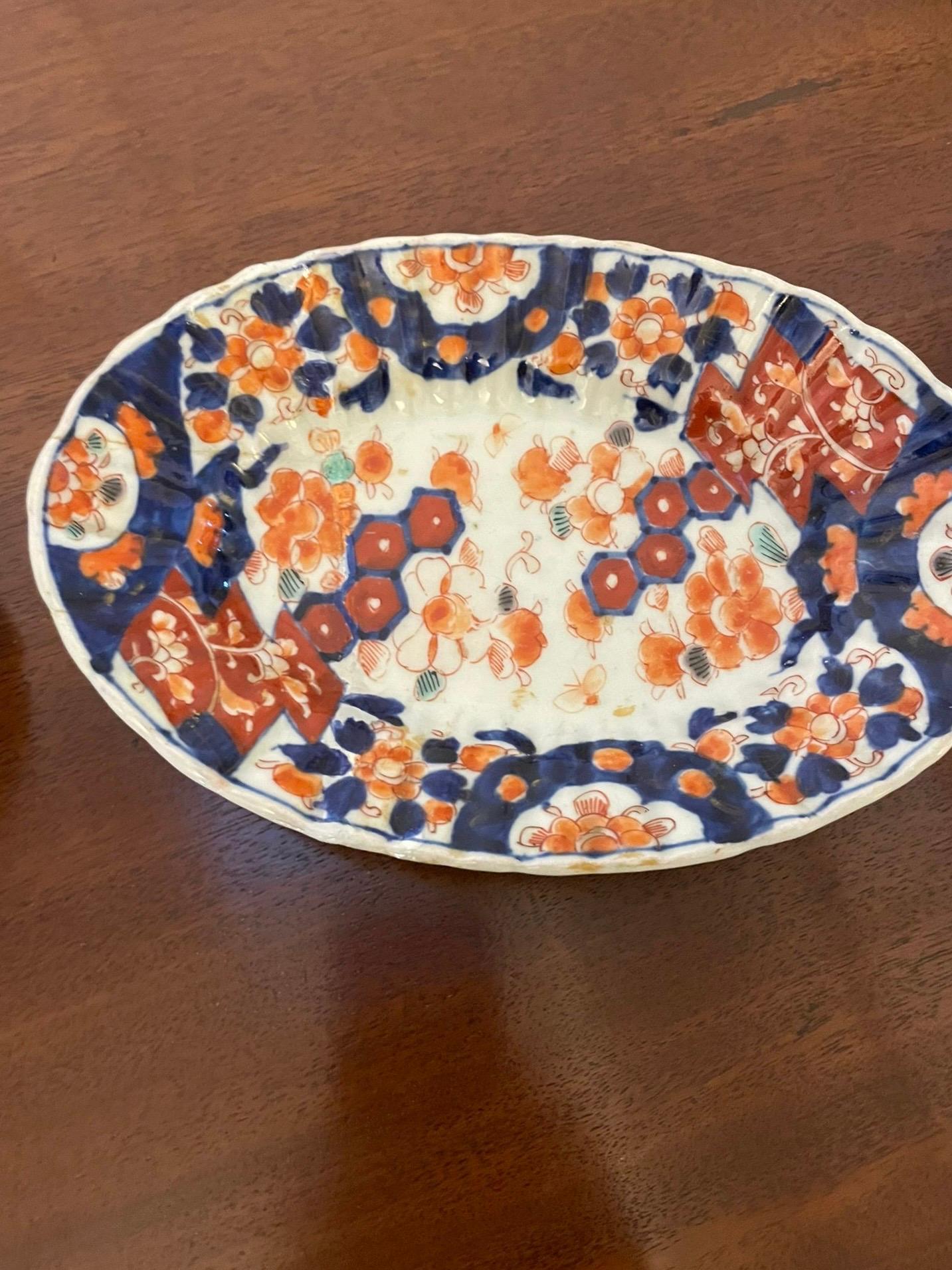 Pareja de Platos Antiguos Japoneses de Imari Porcelain Japonés en venta