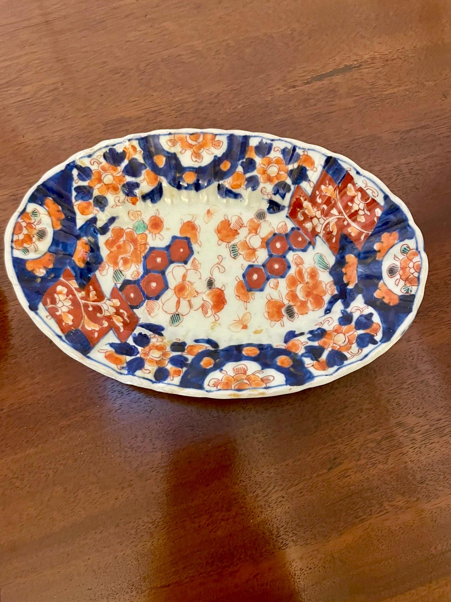Pareja de Platos Antiguos Japoneses de Imari Porcelain Cerámico en venta