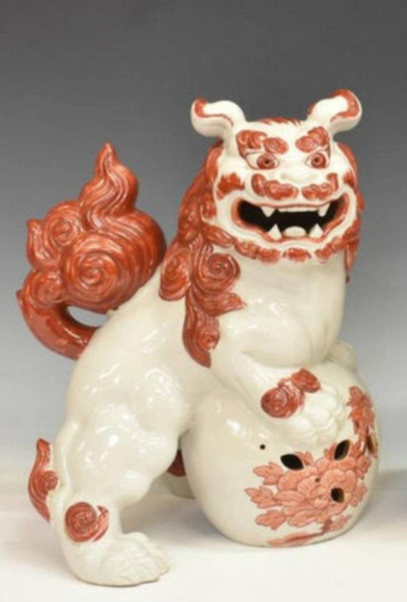 Taisho Pair of Antique Japanese Kutani Porcelain Foo Dogs