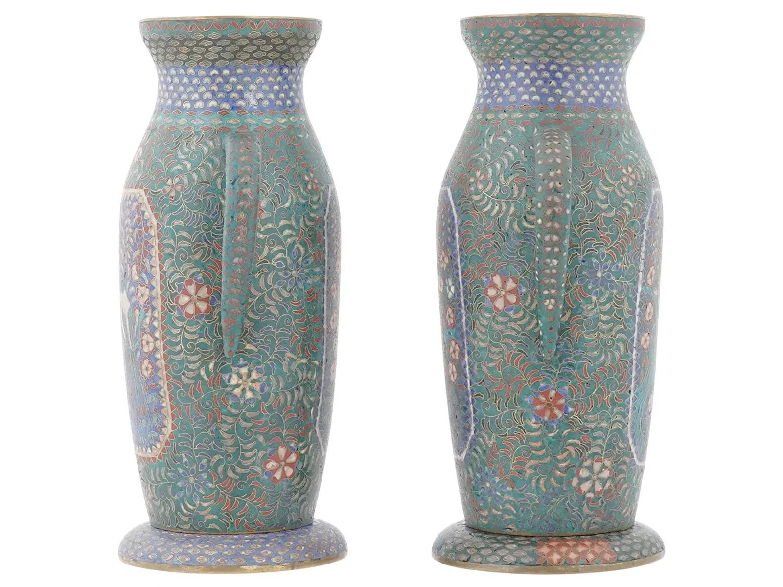 Cloisonné Paire de vases anciens en émail cloisonné japonais Meiji en vente