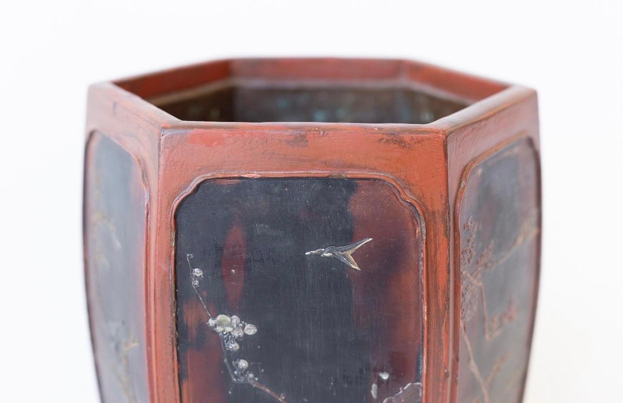 Pair of antique Japanese Meiji Period Lacquer Hibachi with Intricate Inlay For Sale 4