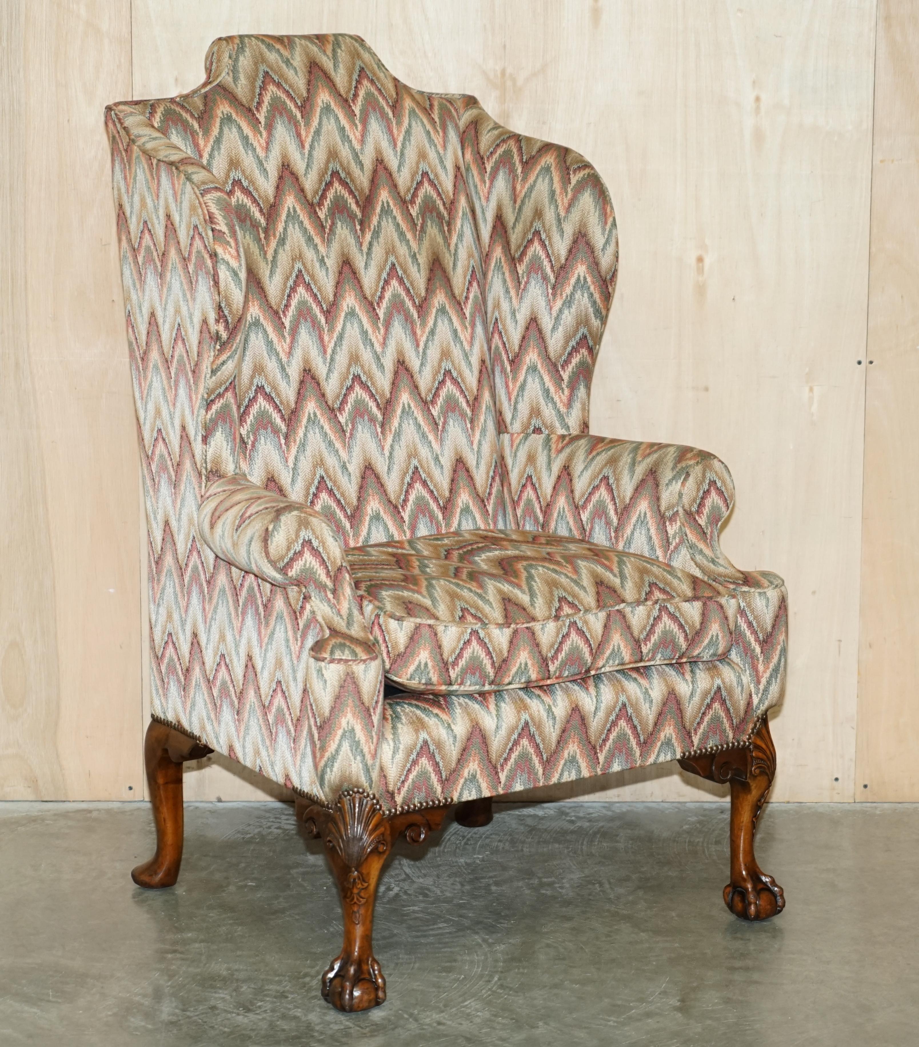 PAIR OF ANTIQUE KILIM FABRIC WiNGBACK ARMCHAIRS ORNATELY CARVED CLAW & BALL FEET For Sale 10