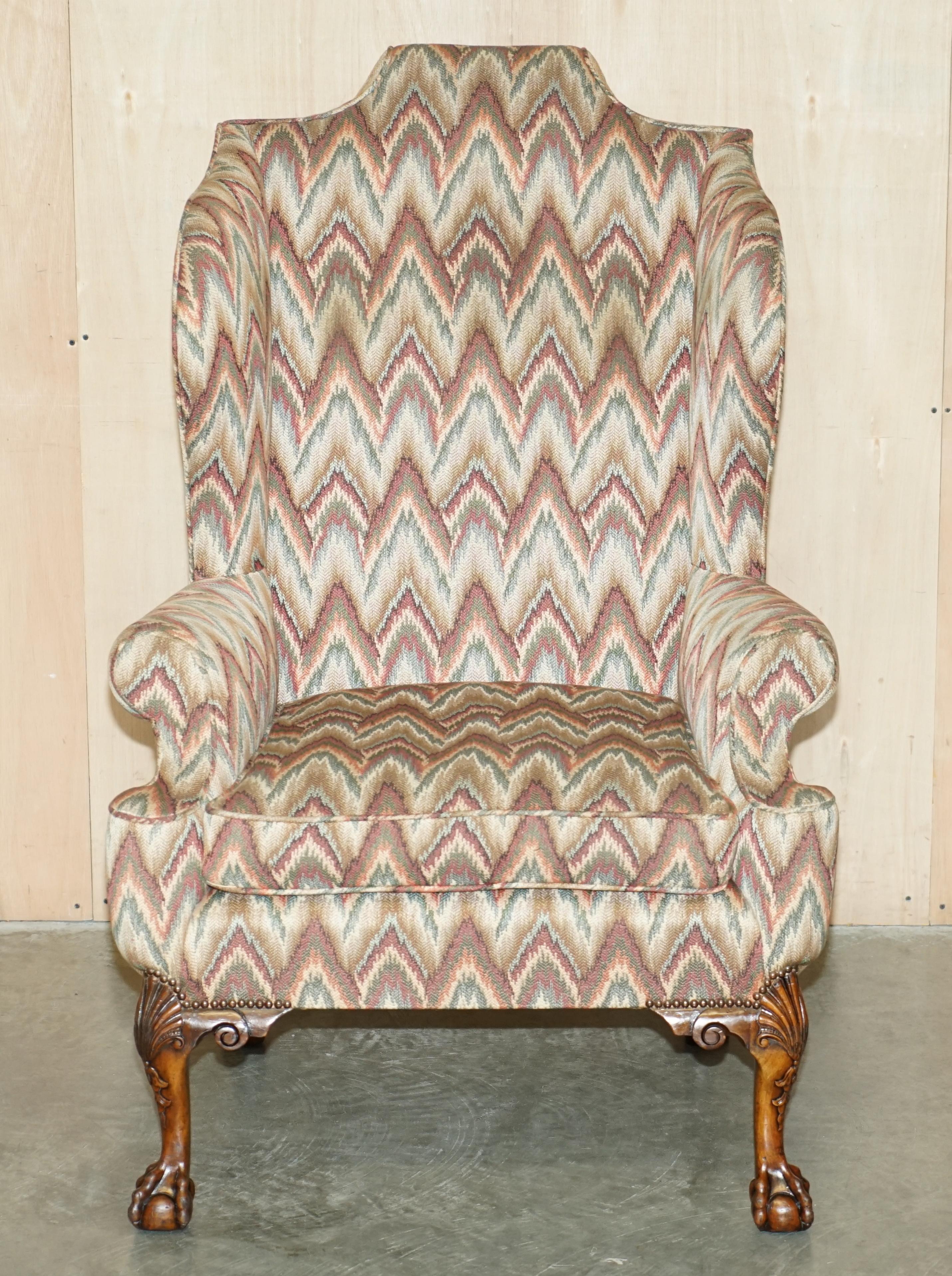PAIR OF ANTIQUE KILIM FABRIC WiNGBACK ARMCHAIRS ORNATELY CARVED CLAW & BALL FEET For Sale 11