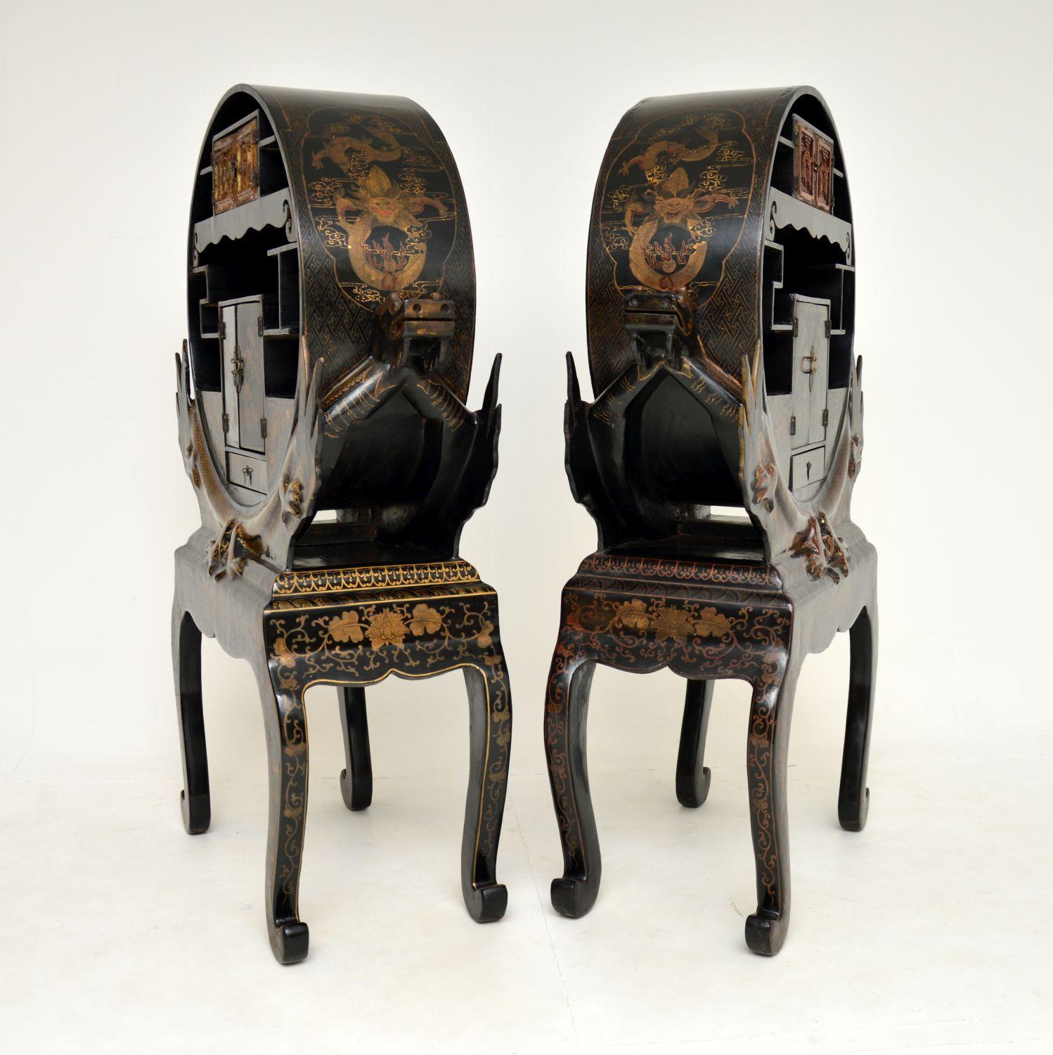 Pair of Antique Lacquered Chinoiserie Japanese Cabinets In Good Condition In London, GB
