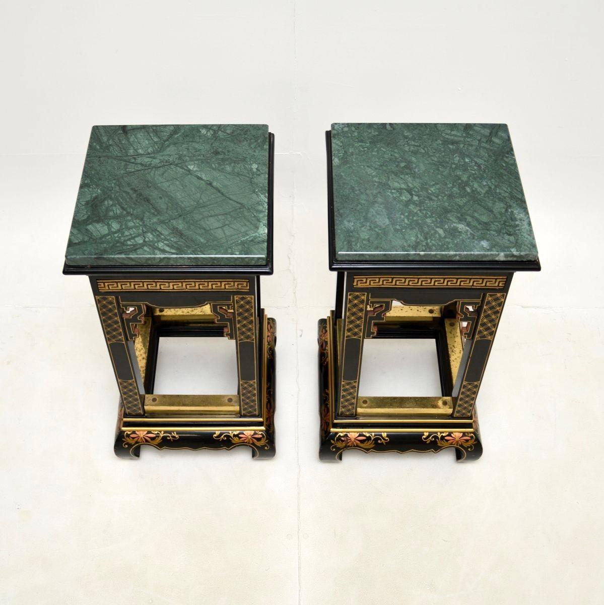 Pair of Antique Lacquered Chinoiserie Marble Top Side Tables In Good Condition For Sale In London, GB