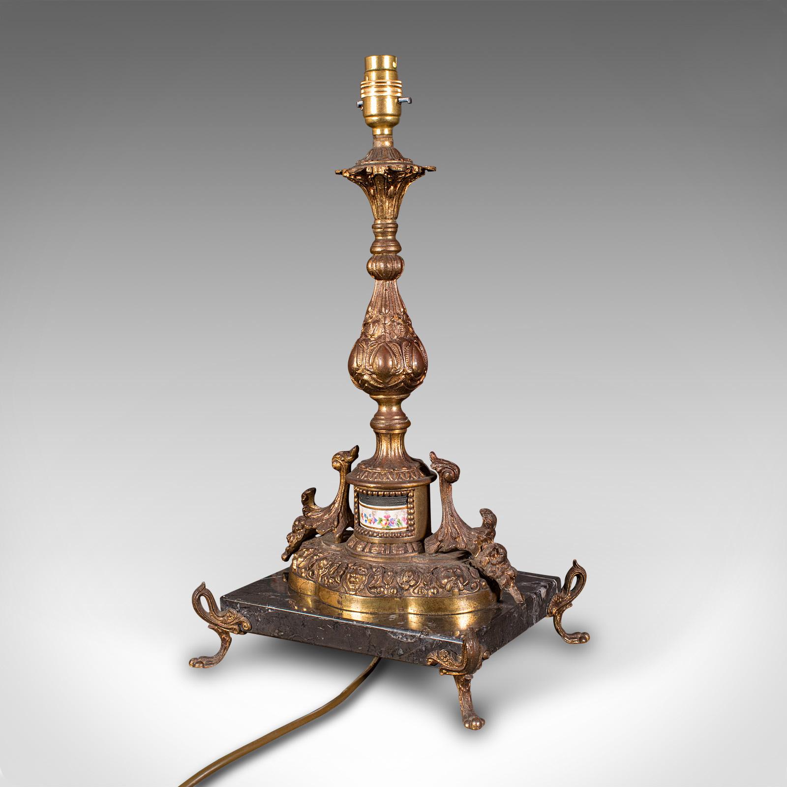 20ième siècle Paire de socles de lampe anciennes françaises, métal doré, marbre, lampe de bureau édouardienne en vente