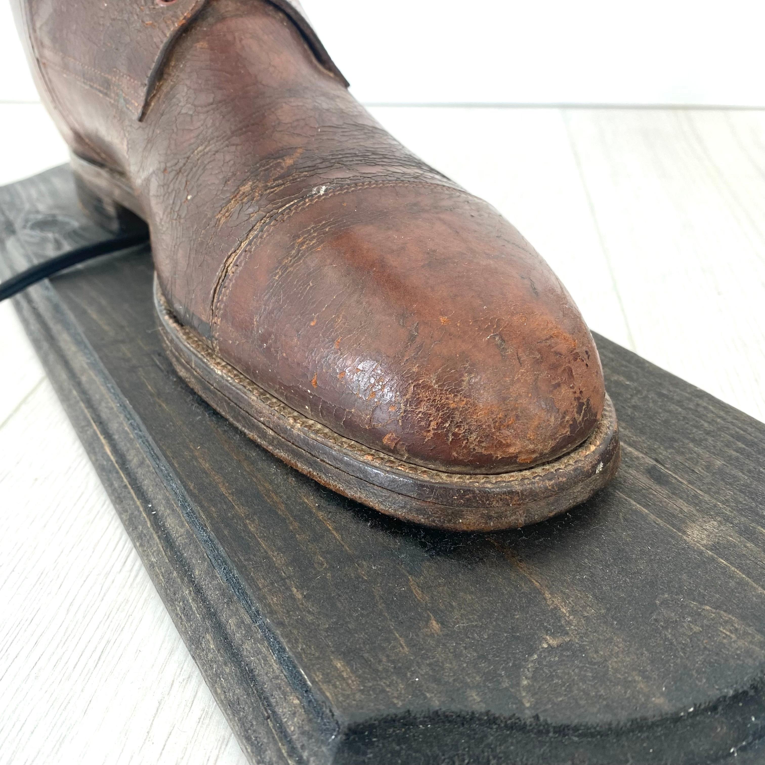 Paire de lampes anciennes en cuir pour bottes d'équitation, 1950s USA en vente 4