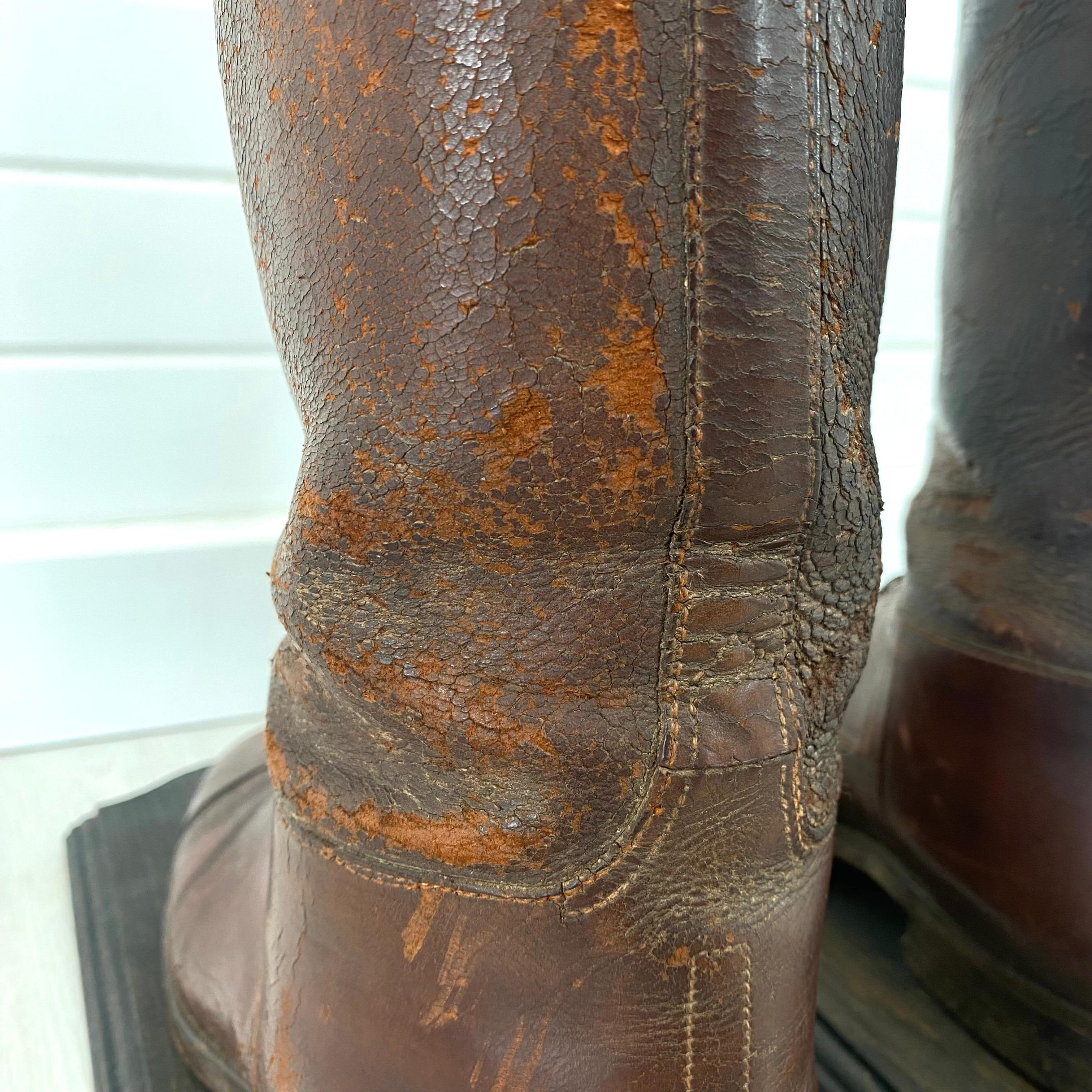Paire de lampes anciennes en cuir pour bottes d'équitation, 1950s USA en vente 6