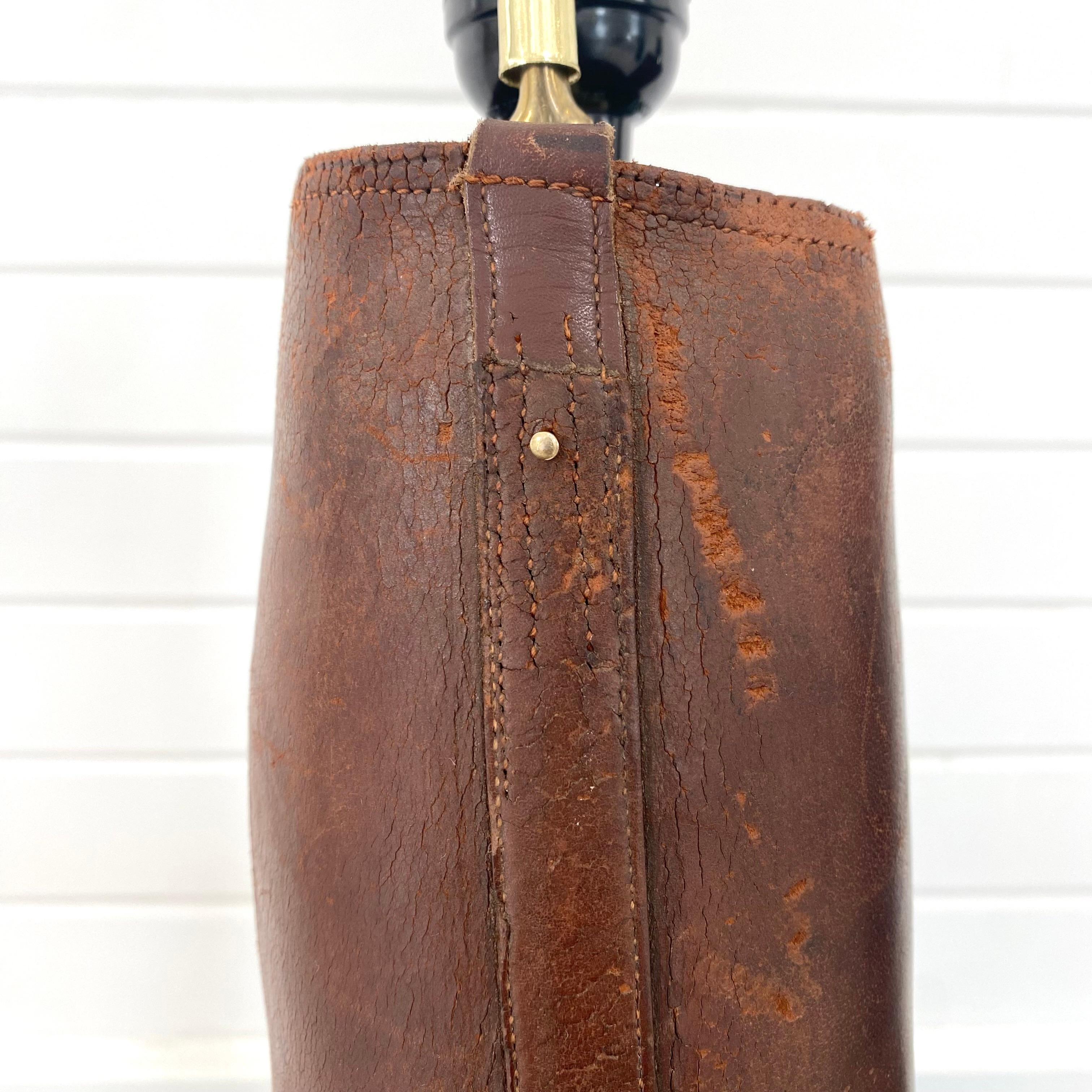 Paire de lampes anciennes en cuir pour bottes d'équitation, 1950s USA en vente 7