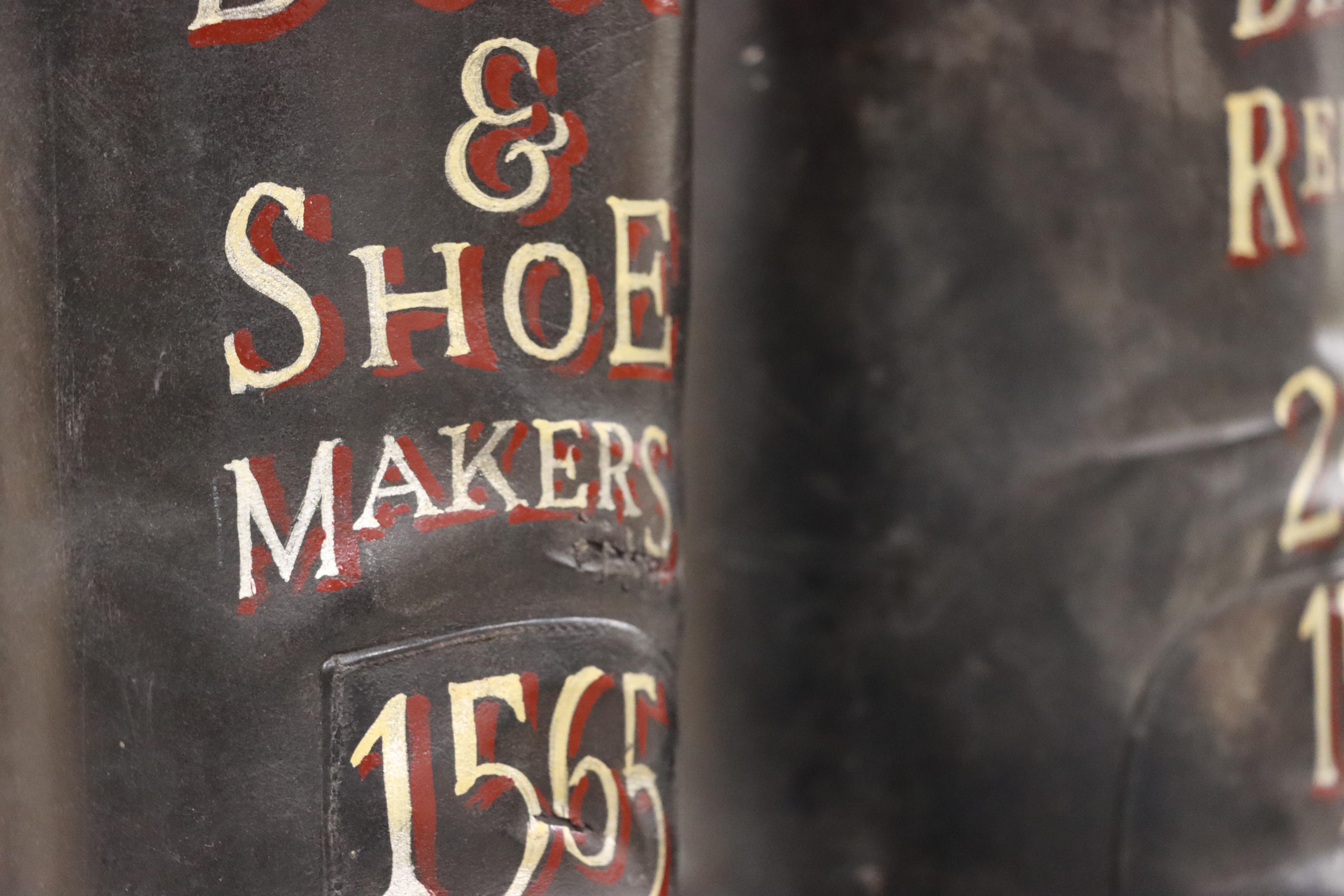 Cuir Paire de bottes d'équitation en cuir anciennes en vente