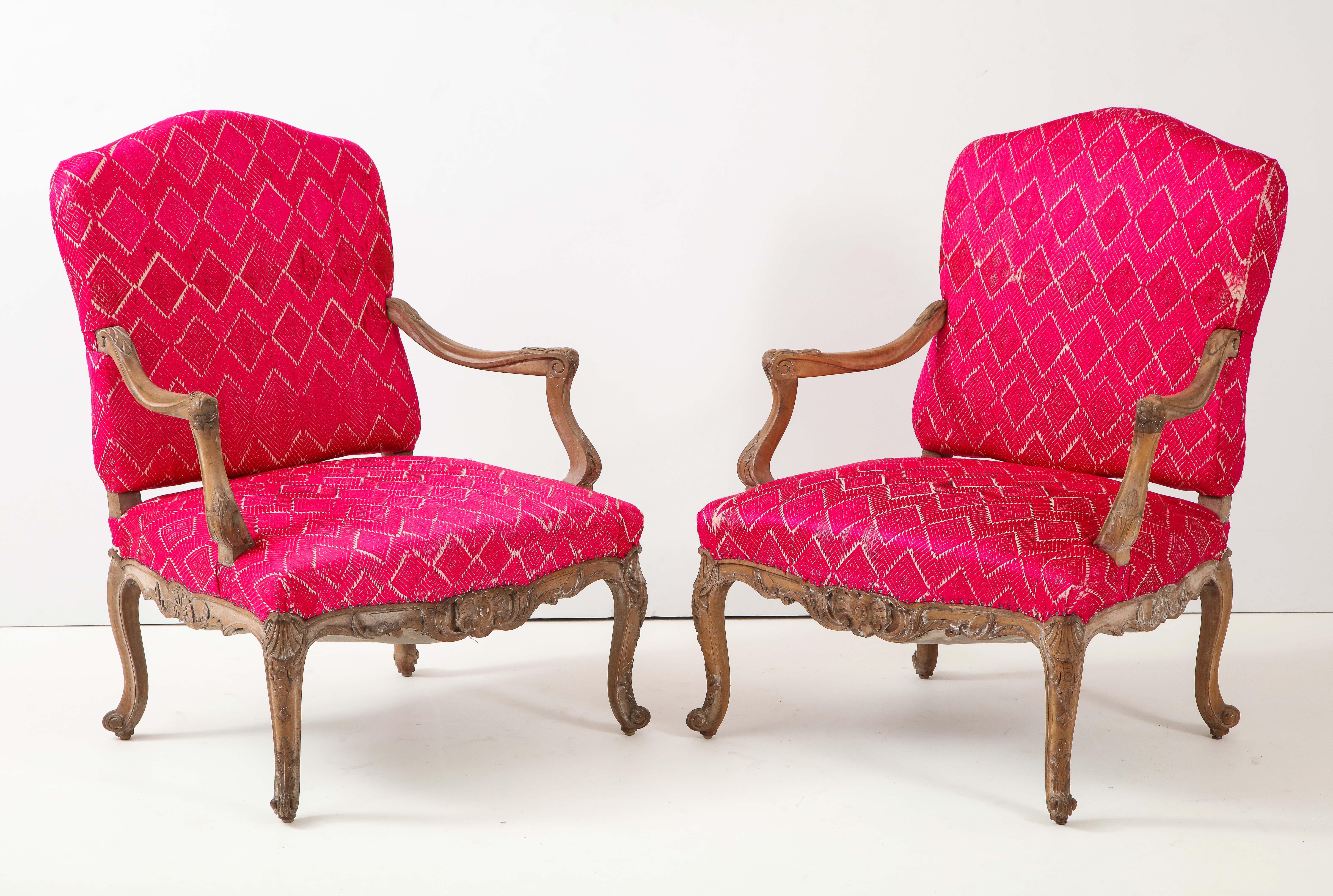 Carved Pair of Antique Louis XV Chairs For Sale
