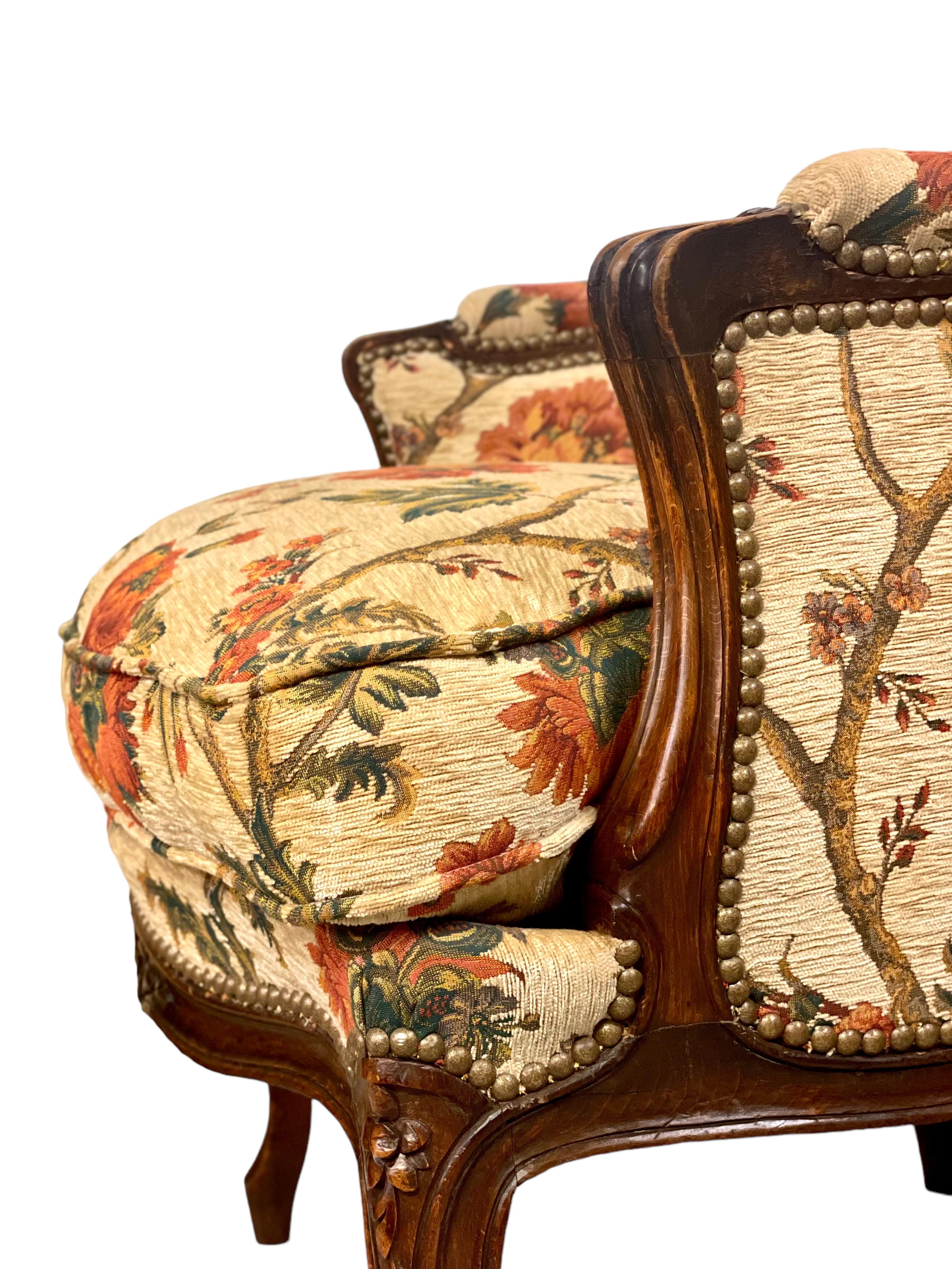 Louis XV Stil Paar Stühle aus Nussbaumholz Bergeres im Angebot 7