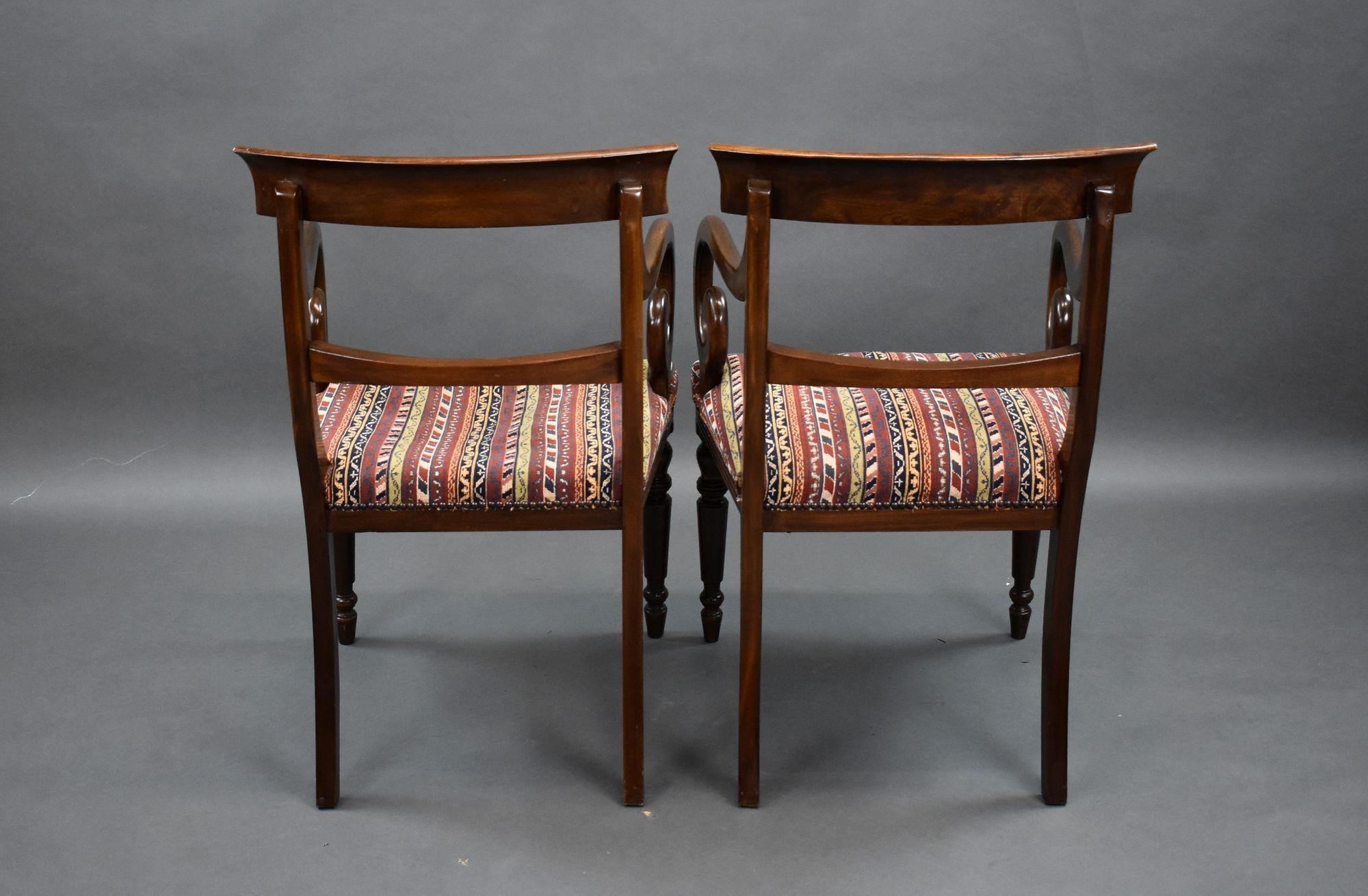 Pair of Antique Mahogany Armchairs In Good Condition For Sale In Chelmsford, Essex