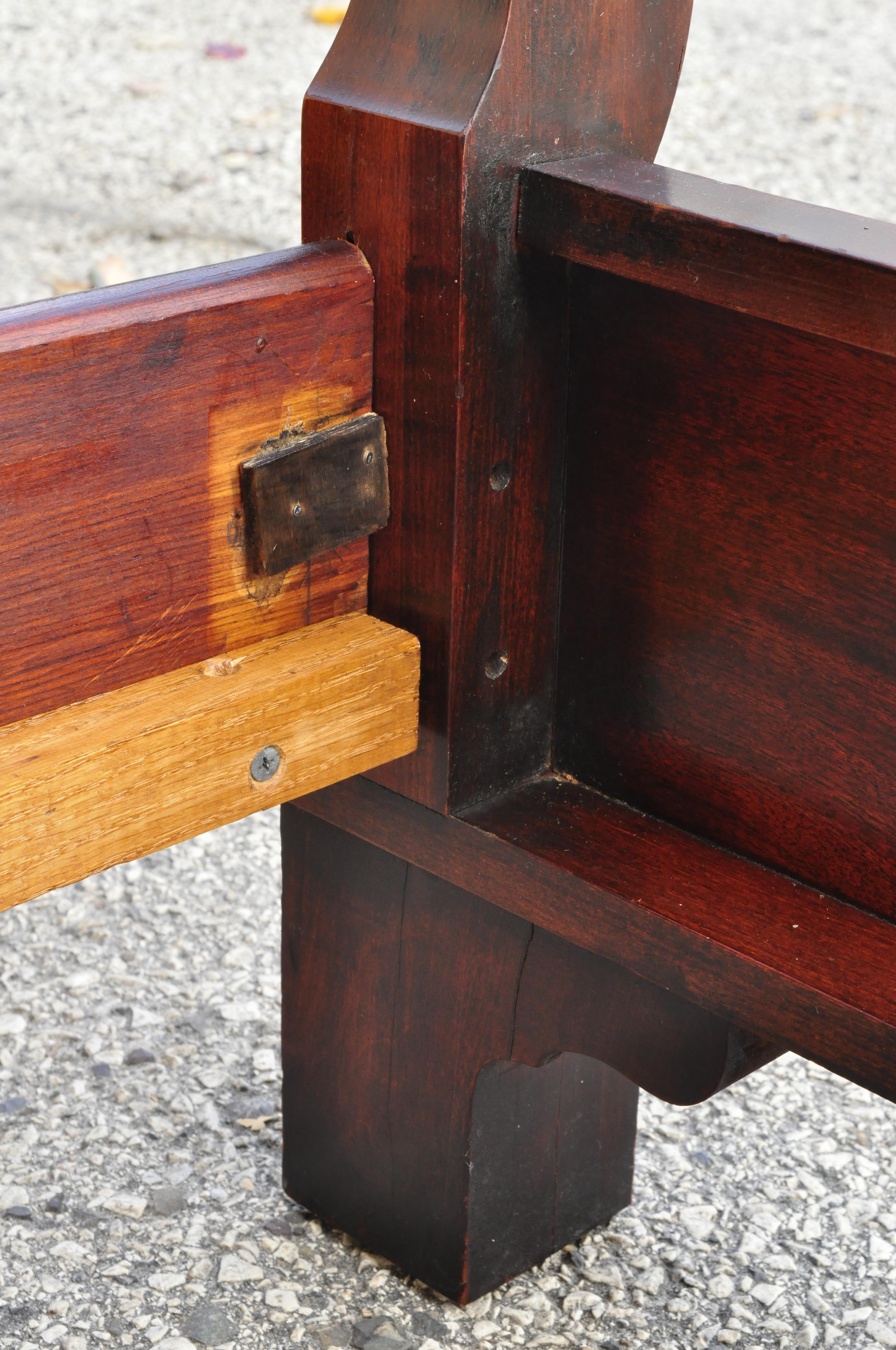 Pair of Antique Mahogany Chinese Chippendale Twin Single Carved Bed Frames 2