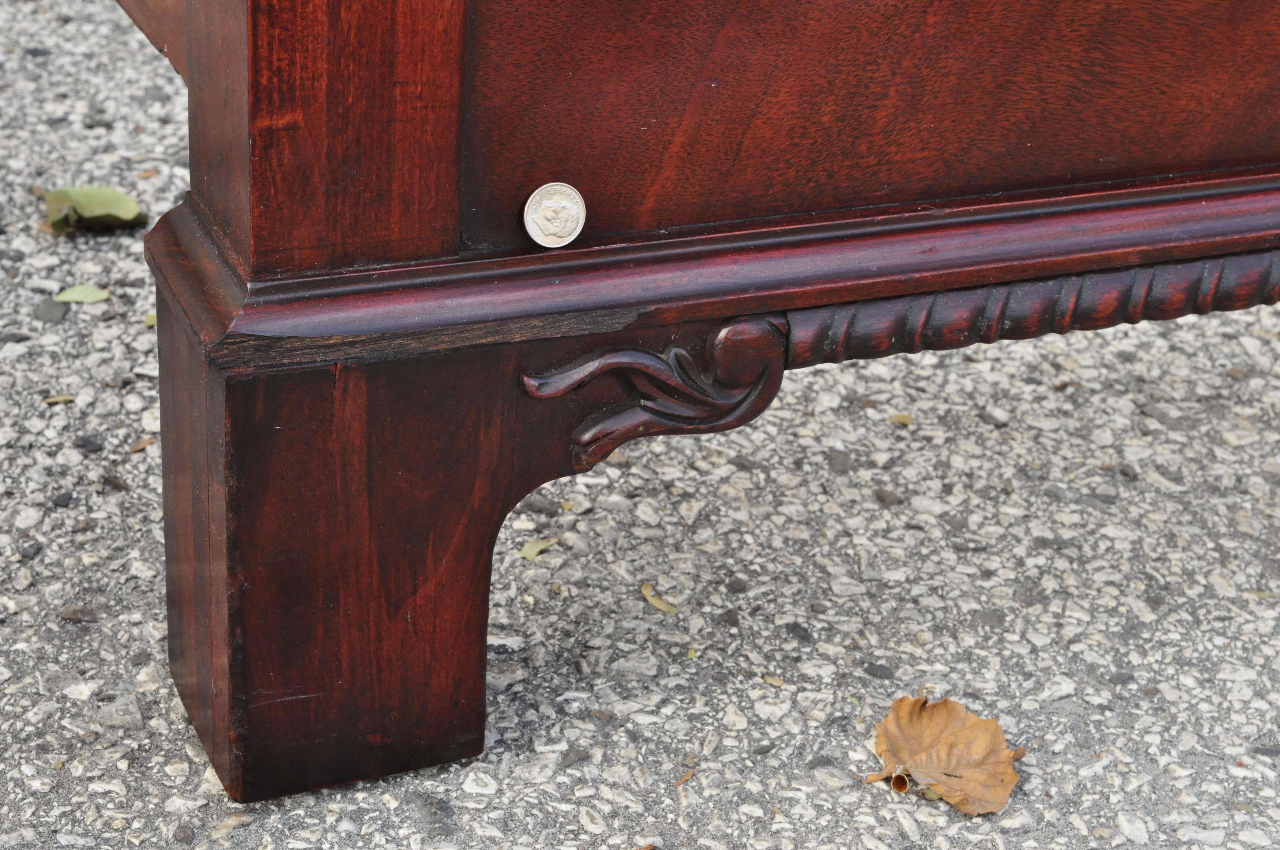 Pair of Antique Mahogany Chinese Chippendale Twin Single Carved Bed Frames 1