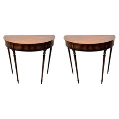 Paire de tables console Demi Lune en acajou ancien