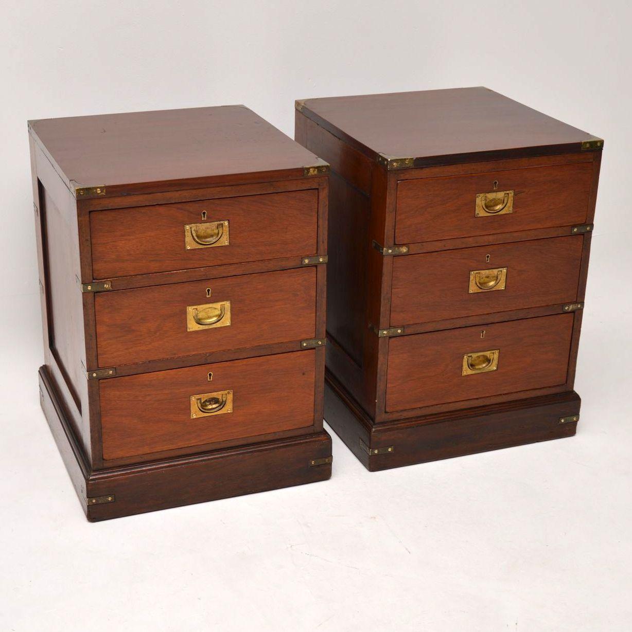 Pair of Antique Mahogany Military Campaign Bedside Chests In Good Condition In London, GB