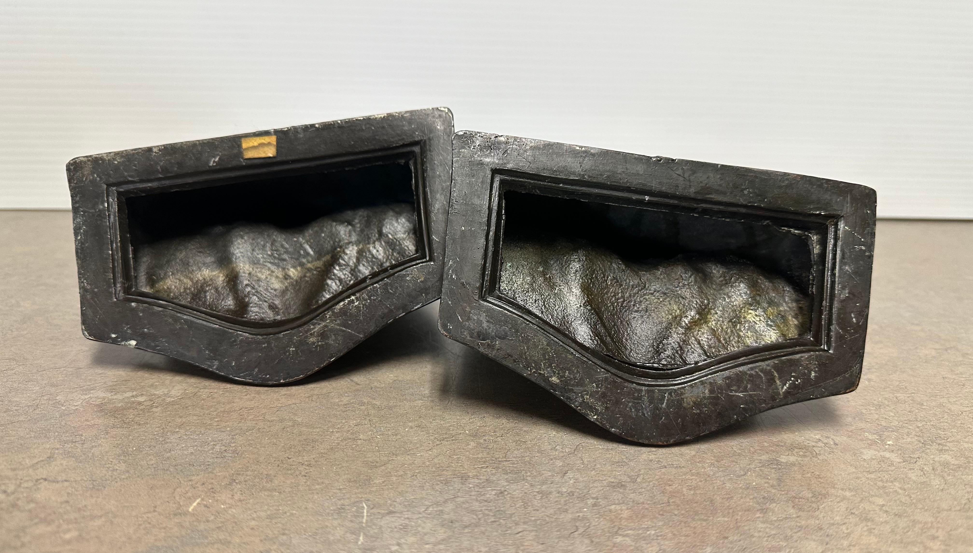 Coppia di fermalibri antichi in stile Art Nouveau 