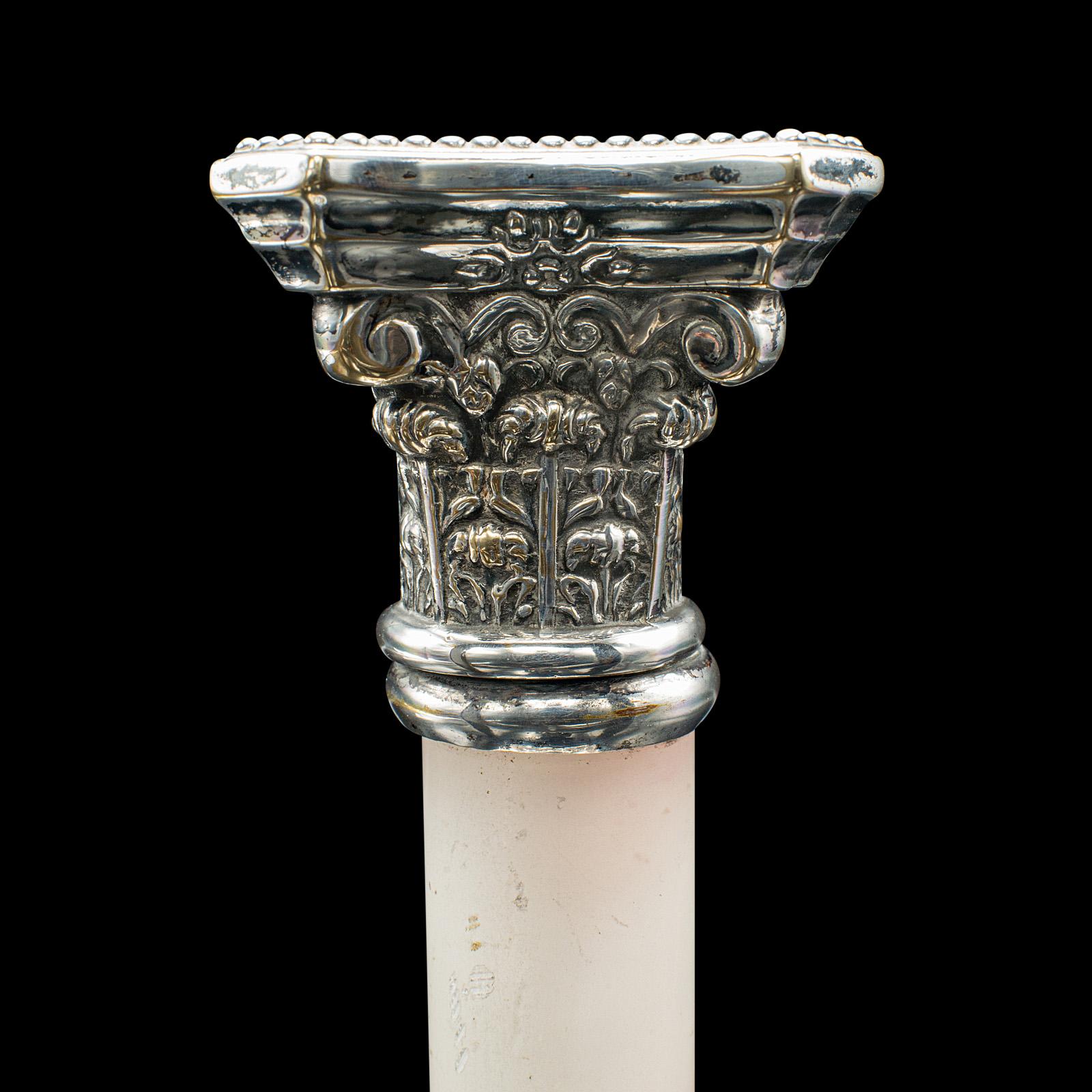 Pareja De Candeleros Antiguos De Repisa, Ingleses, Plateados, Victorianos, 1900 en venta 2